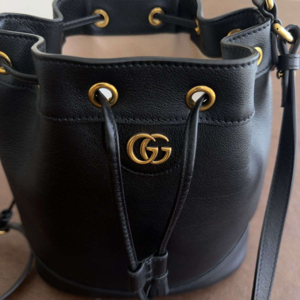 Gucci Bamboo Handle Leather Bucket Shoulder Bag Size ONE SIZE - 4 Thumbnail