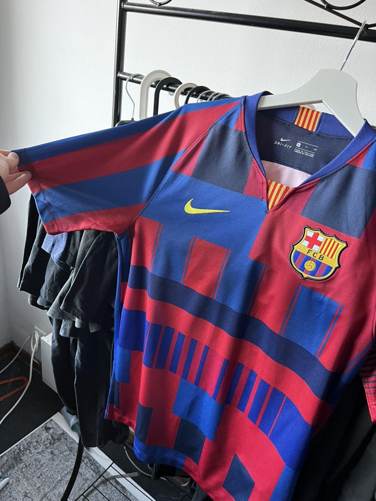 Nike Fc Barcelona 20th jersey Nike 2020 kit Size US S / EU 44-46 / 1 - 4 Thumbnail