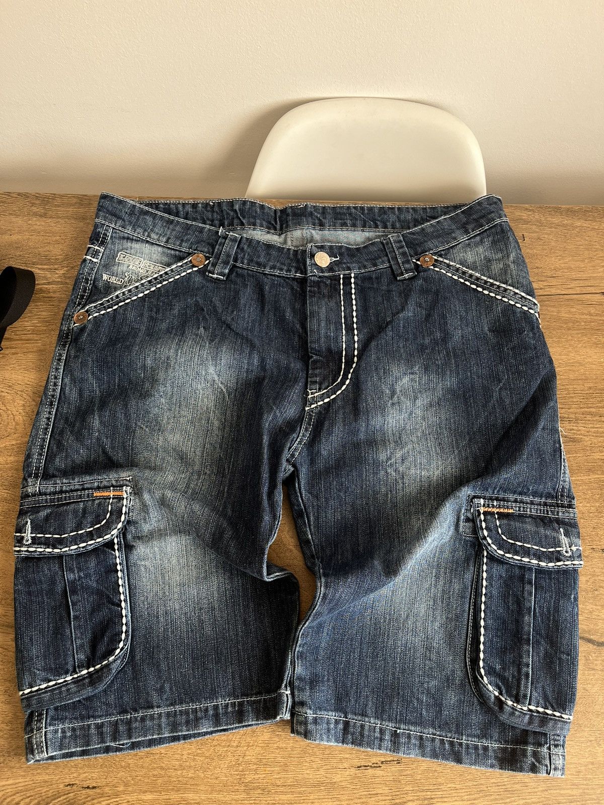 True Religion Shorts True Religion Size US 34 / EU 50 - 3 Thumbnail