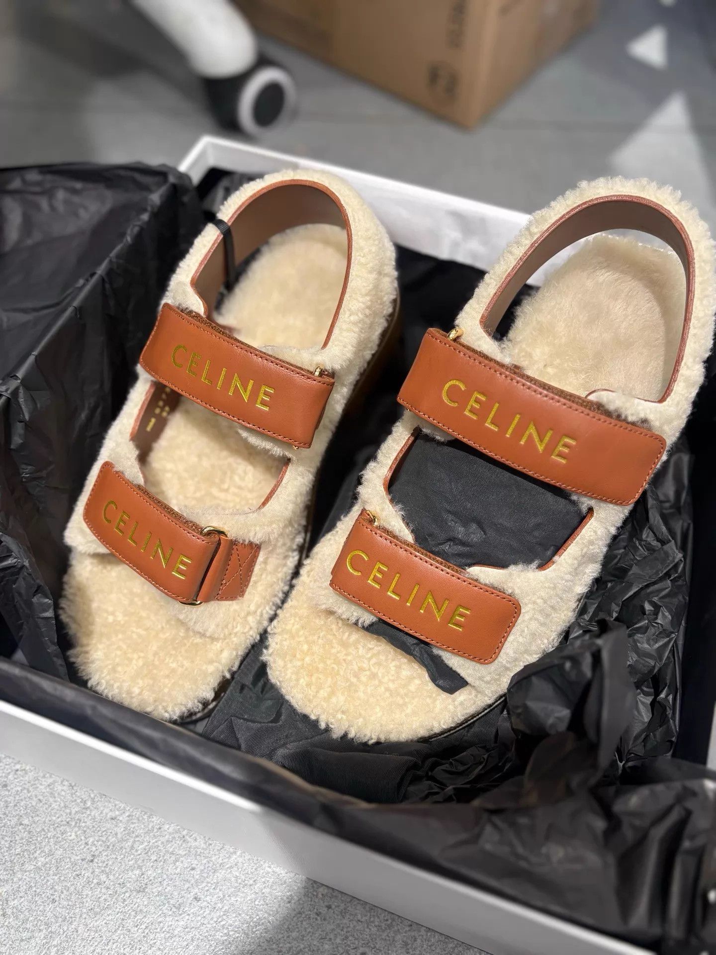 Celine Celine White-Brown Lambskin Velcro 37 Unworn Size US 6.5 / IT 36.5 - 1 Thumbnail