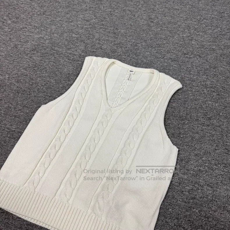 Hermes Hermes Ivory V-neck Cable Knit Vest Size S / US 4 / IT 40 - 4 Thumbnail
