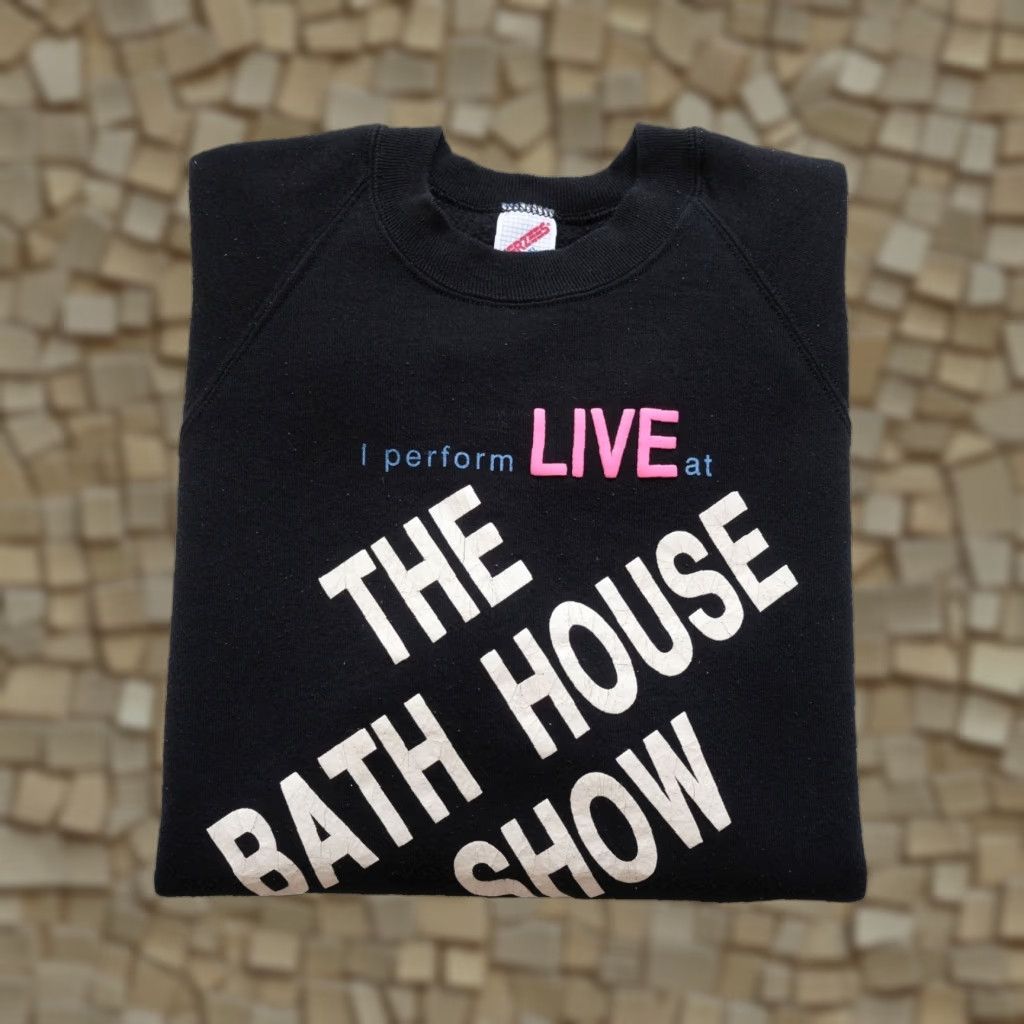 Fruit Of The Loom VINTAGE 80s 70s RETRO EROTICA BATH HOUSE HOT SPRINGS BLACK CREWNECK SWEATSHIRT XL MEN Graphic Print Shirt/Pullover Crew Neck Cotton Fleece Long Sleeve Size US XL / EU 56 / 4 - 1 Thumbnail