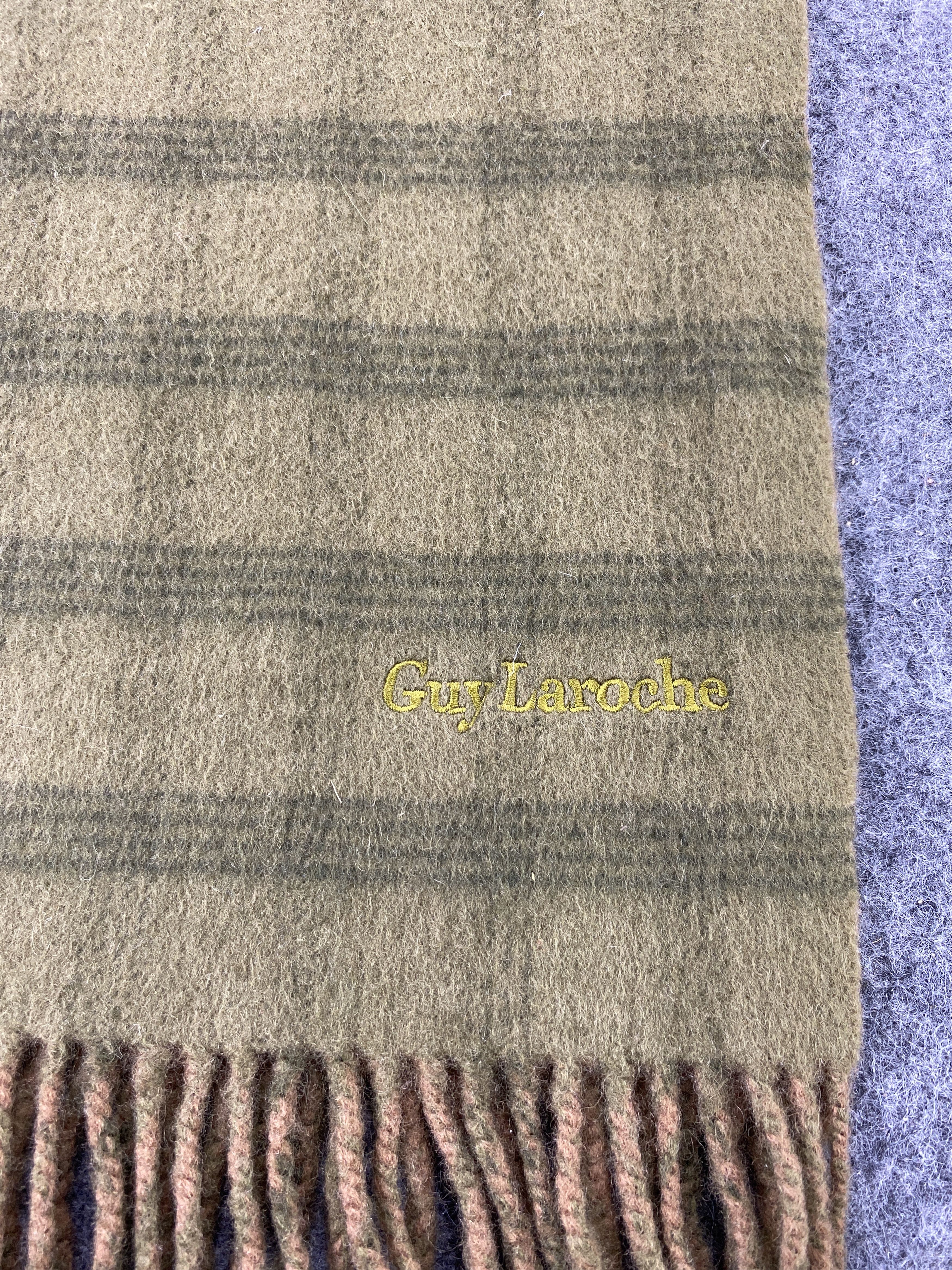Guy Laroche Guy Laroche Scarf / Muffler / Neckwear -T457 Size ONE SIZE - 5 Thumbnail