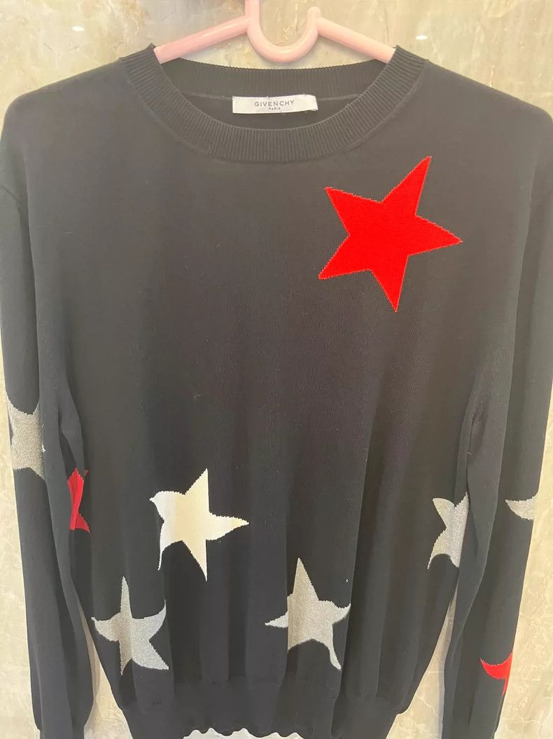 Givenchy Givenchy Classic five-pointed star knit top Size US L / EU 52-54 / 3 - 1 Thumbnail