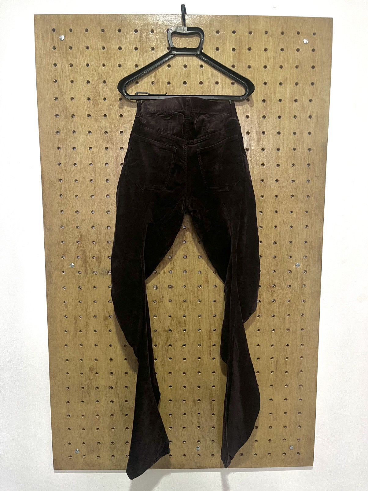 Kazuyuki Kumagai Attachment Kazuyuki Kumagai Attachment Banana Cut Velour Pants Size US 30 / EU 46 - 3 Thumbnail