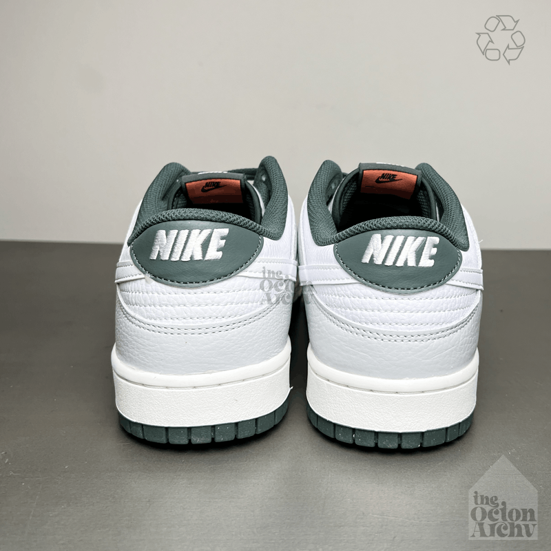 Nike Size 13 Nike Dunk Low SE Photon Dust Vintage Green Pre-Owned Size US 13 / EU 46 - 4 Thumbnail