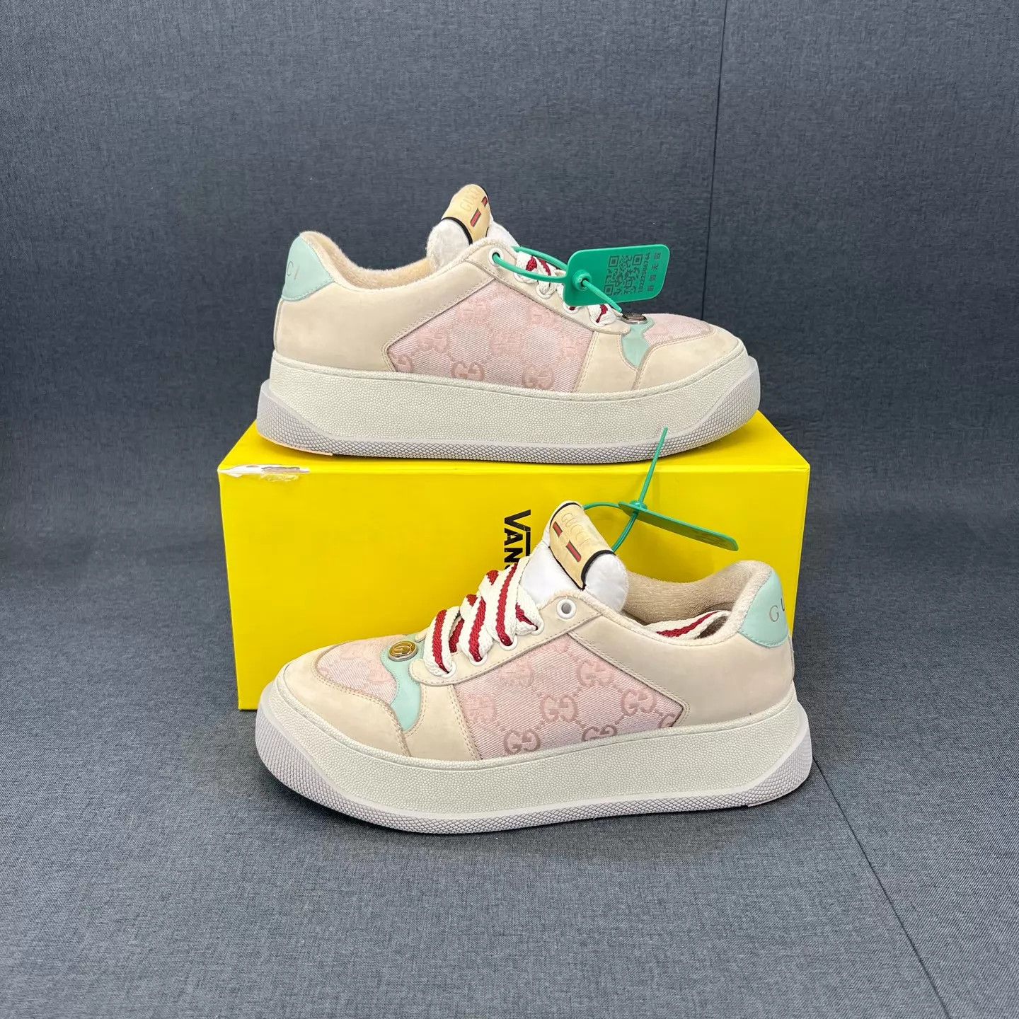 Gucci Gucci Pang Ding Blush Beige 38 Good Size US 7.5 / IT 37.5 - 7 Thumbnail