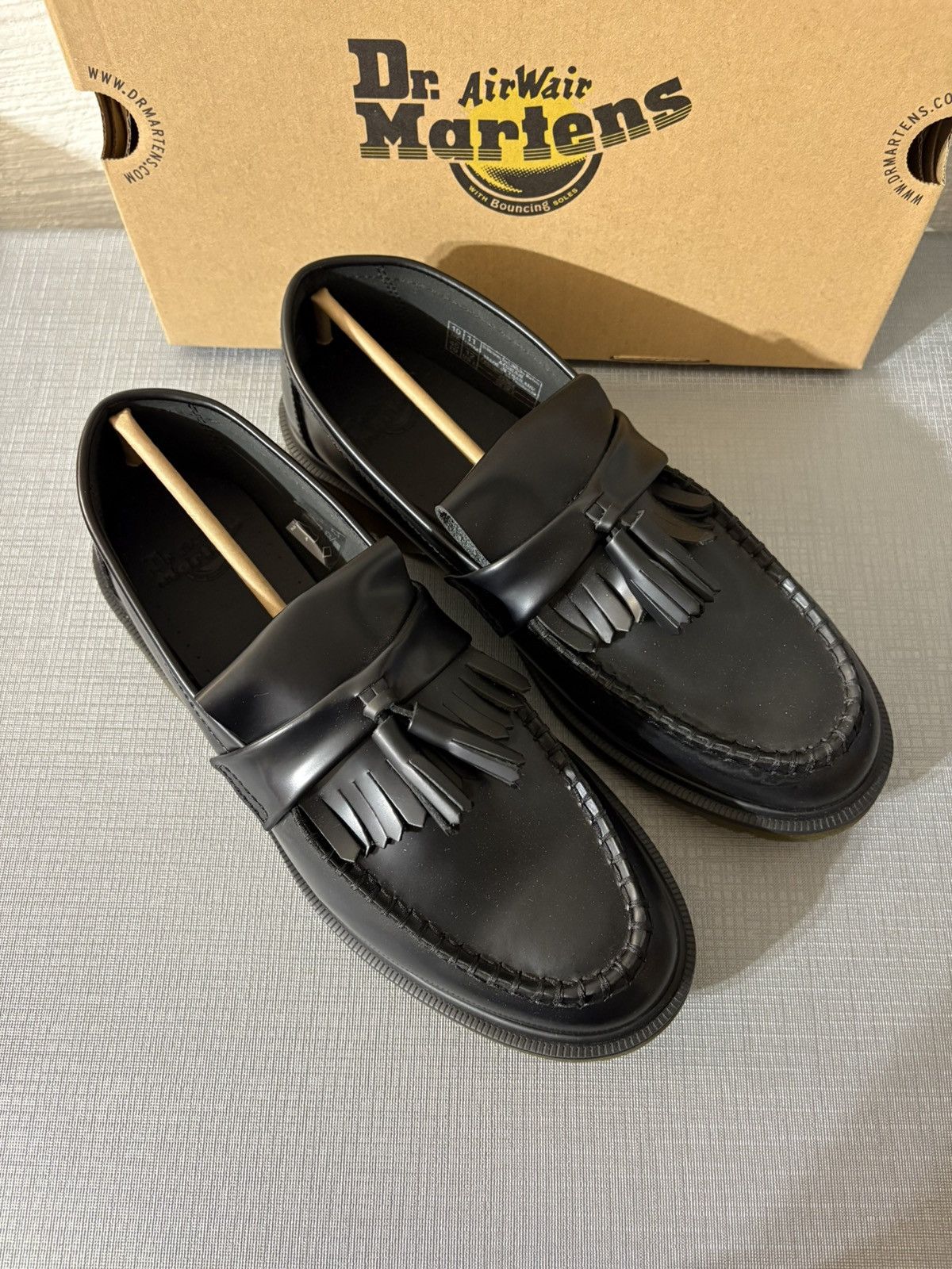 Dr. Martens Dr. Martens Adrian Size US 11 / EU 44 - 8 Thumbnail
