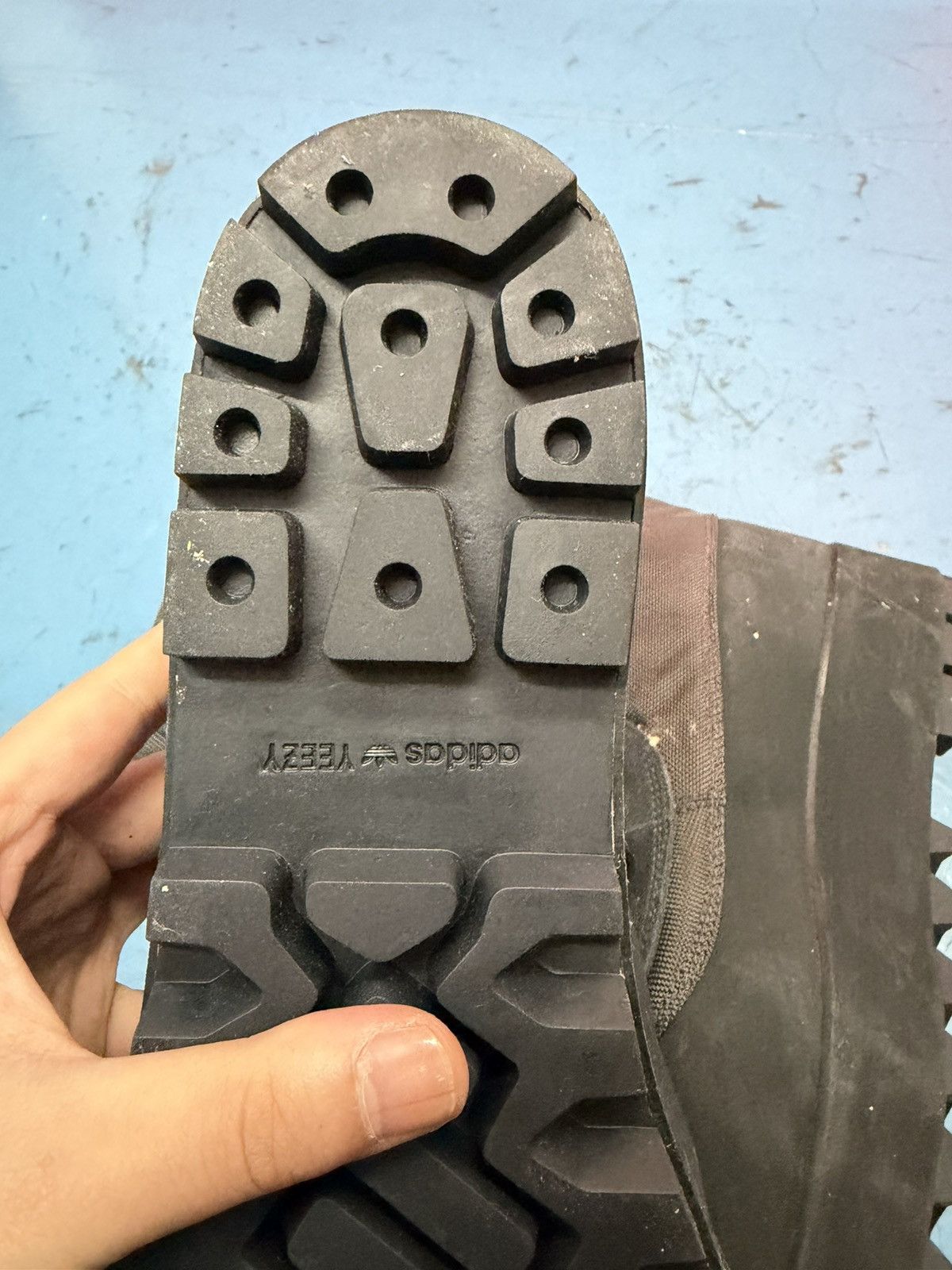 Yeezy YEEZY 950 Size US 11.5 / EU 44-45 - 8 Thumbnail