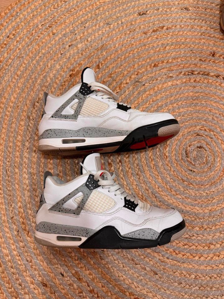 Jordan Brand Air Jordan 4 Retro White Cement 2016 Size US 8.5 / EU 41-42 - 1 Thumbnail