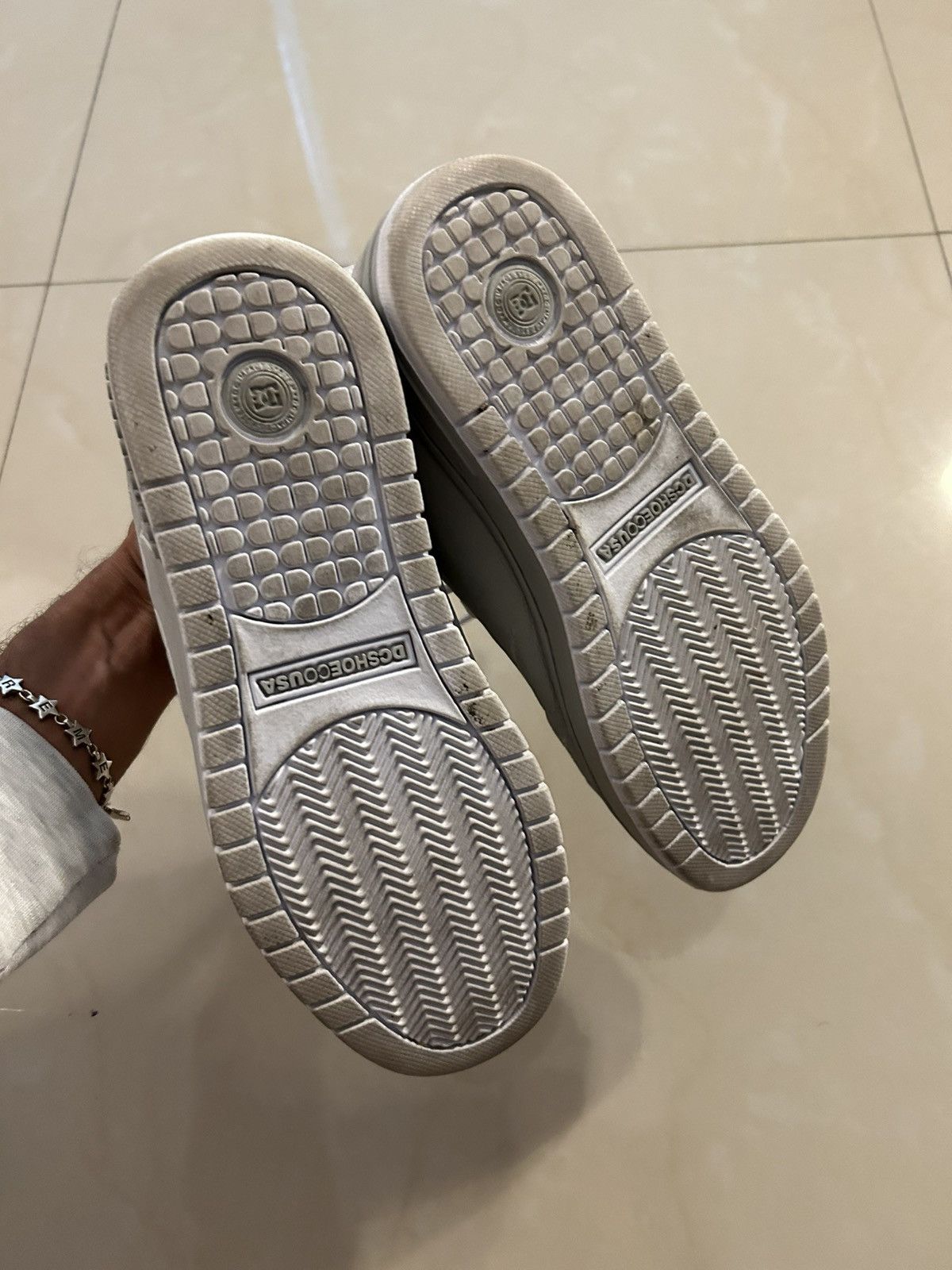 DC × Kaws Kaws x DC Skate shoes Size US 8.5 / EU 41-42 - 5 Thumbnail