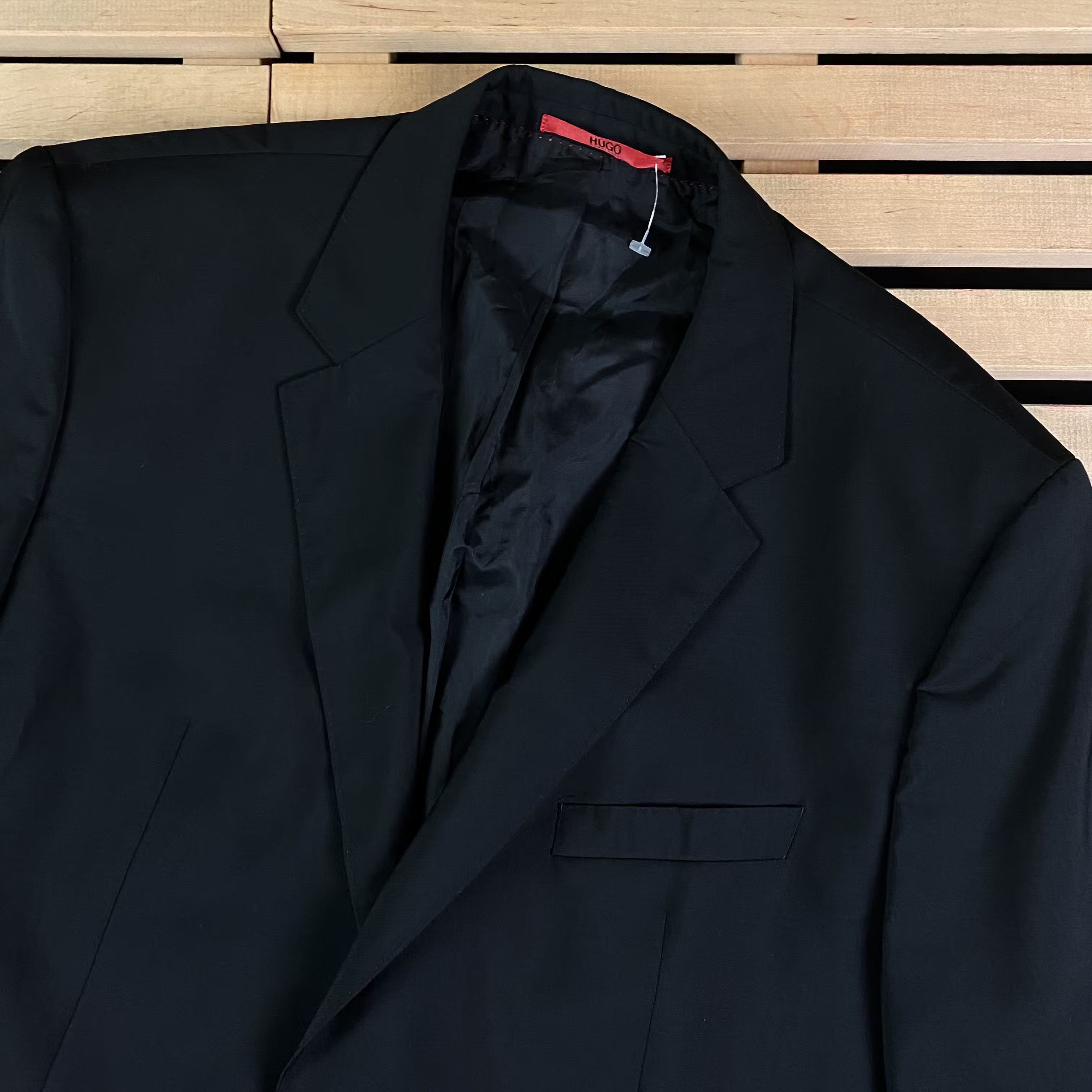 Hugo Boss Mens Blazer Jacket Hugo Boss Two Button Size US 46E Size 46R - 2 Thumbnail