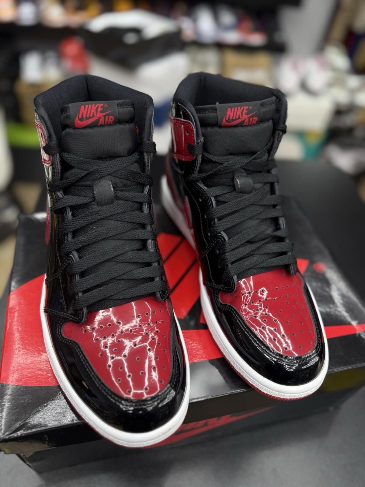 Jordan Brand Size 10.5 - Jordan 1 Retro OG High Patent Bred 555088-063 Size US 10.5 / EU 43-44 - 3 Thumbnail