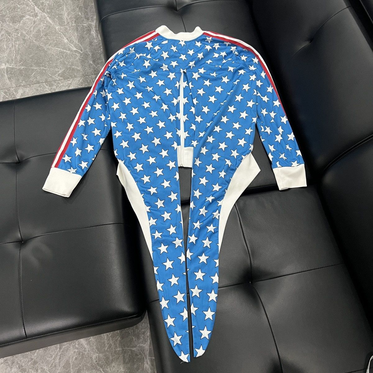 Adidas × Jeremy Scott adidas jeremy scott Size US S / EU 44-46 / 1 - 6 Thumbnail