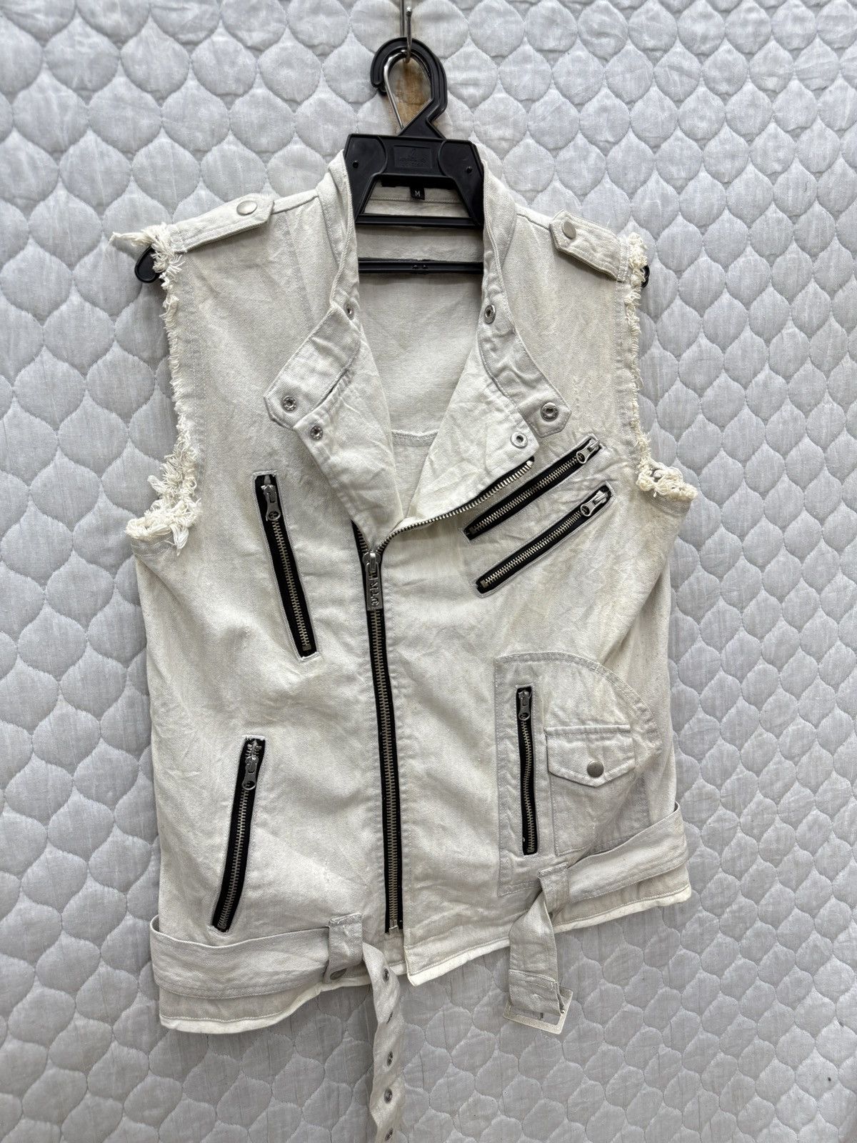 In The Attic 🔥🔥💥STEALS IN THE ATTIC PUNK VEST Size US M / EU 48-50 / 2 - 2 Thumbnail