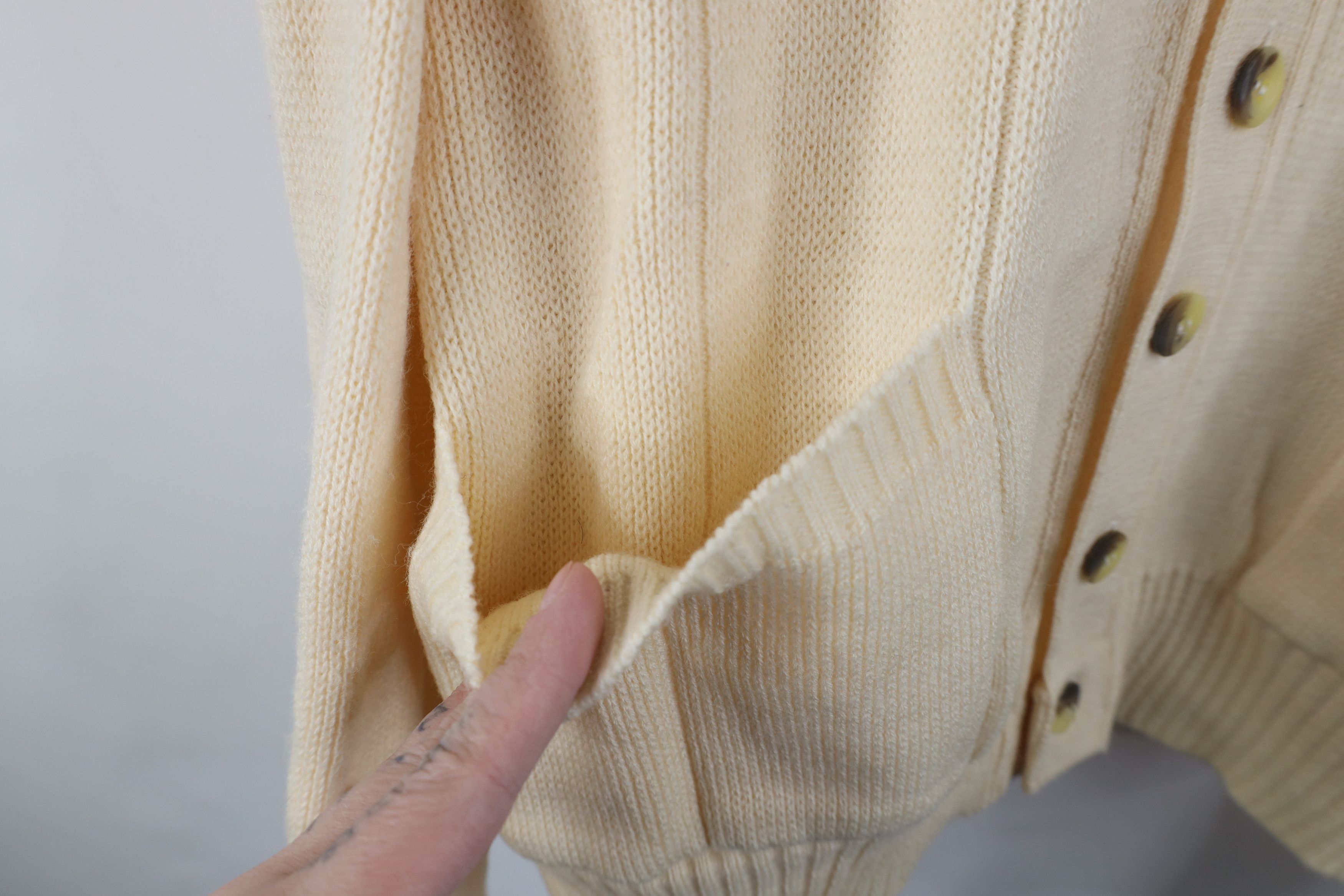 Vintage Vintage 90s Streetwear Blend Ribbed Knit Cardigan Sweater Size US L / EU 52-54 / 3 - 5 Thumbnail