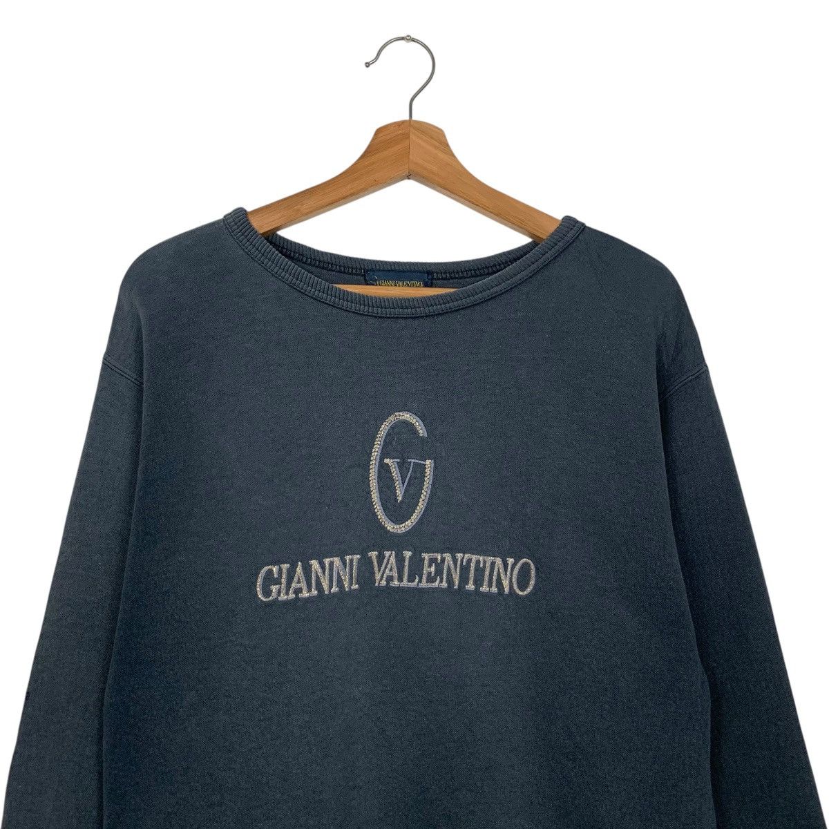 Gianni Valentino 90’s GIANNI VALENTINO Faded Black Sweatshirt #3569-C163 Size US M / EU 48-50 / 2 - 2 Thumbnail