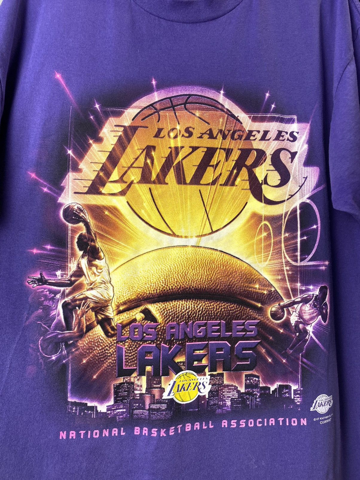 NBA Rare! Vintage 1990’s Los Angeles Lakers NBA T Shirt Size US XL / EU 56 / 4 - 5 Thumbnail