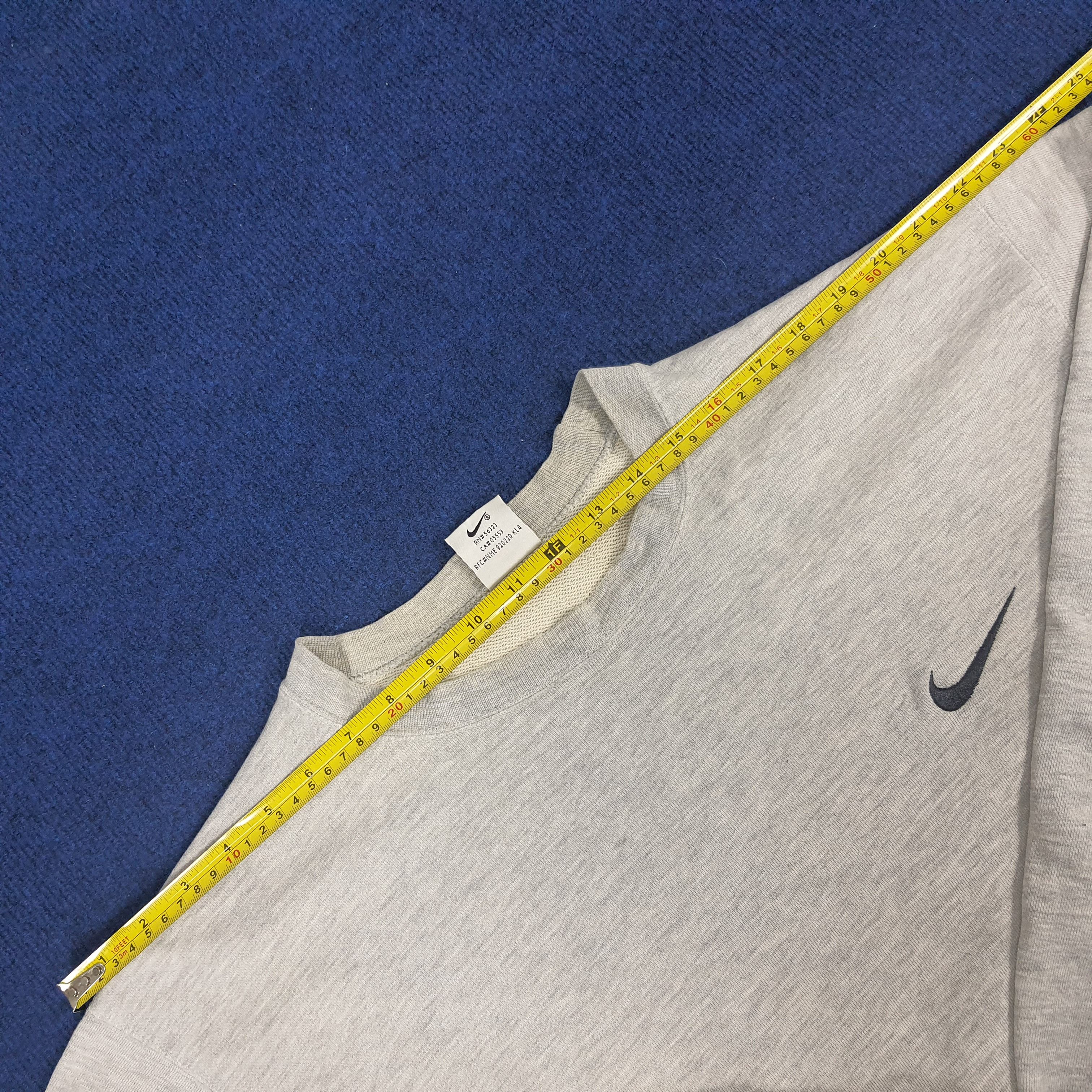 Nike Vintage Nike Swoosh Embroidery Logo Sweatshirts C130N17 Size US XL / EU 56 / 4 - 12 Thumbnail