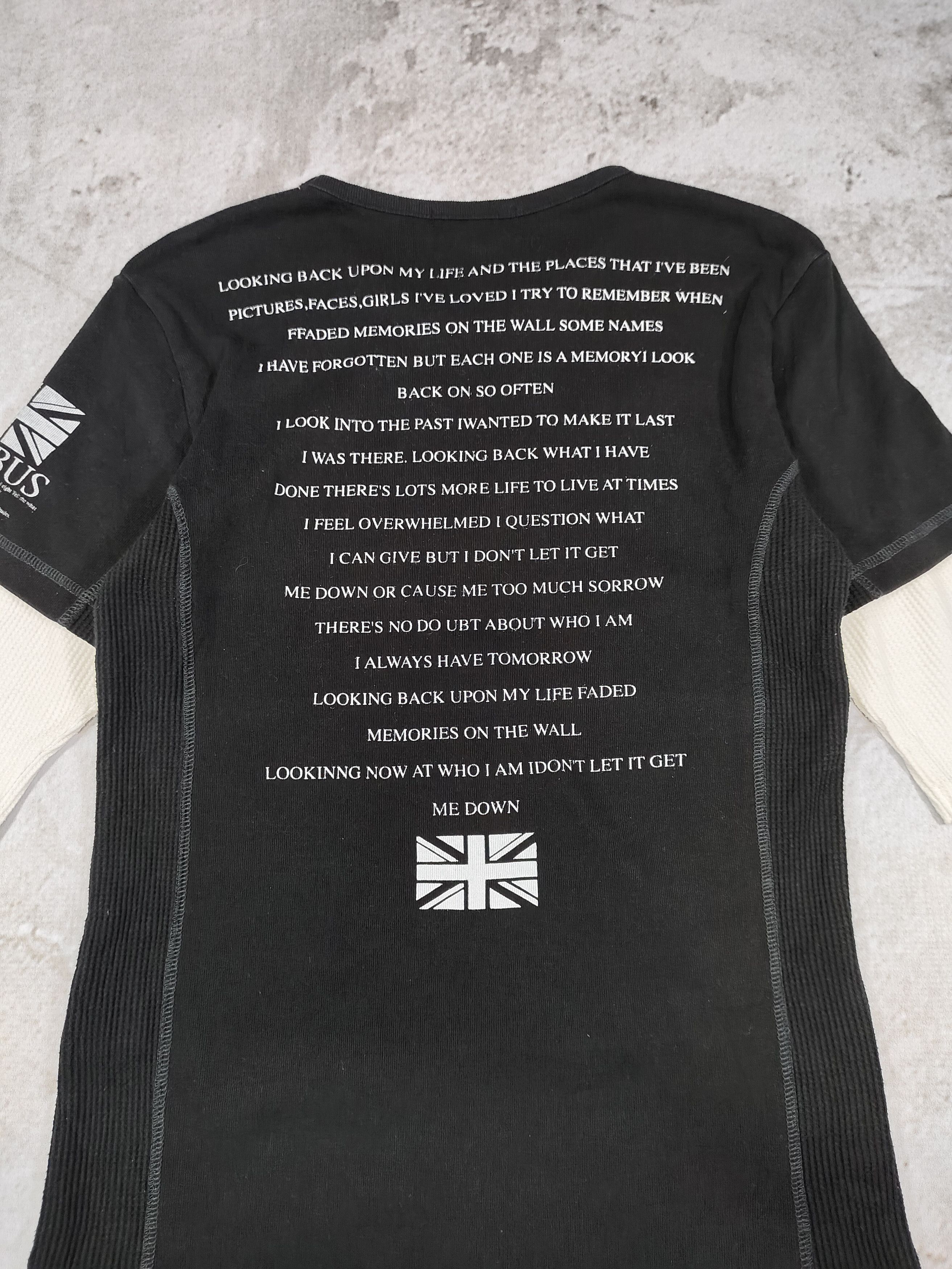 In The Attic In the Attic-Punk Rock Union Jack Distressed Graphic Tee Size US L / EU 52-54 / 3 - 6 Thumbnail