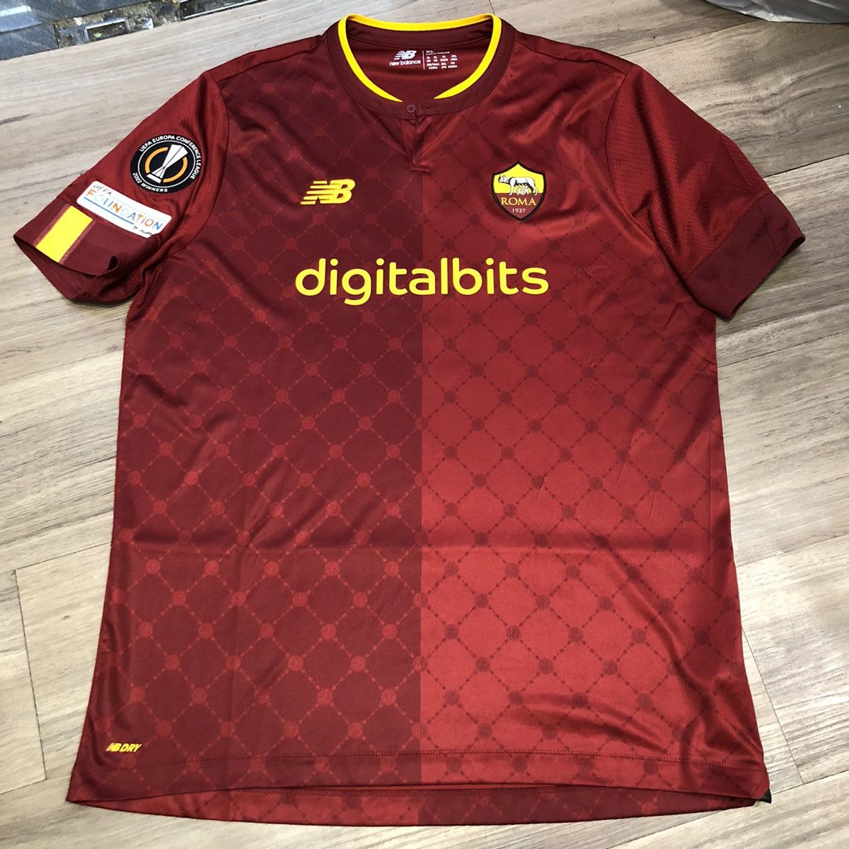 image of New Balance x Soccer Jersey Roma 22/23 Home Shirt 7 Pellegrini in Red, Men's (Size XL)