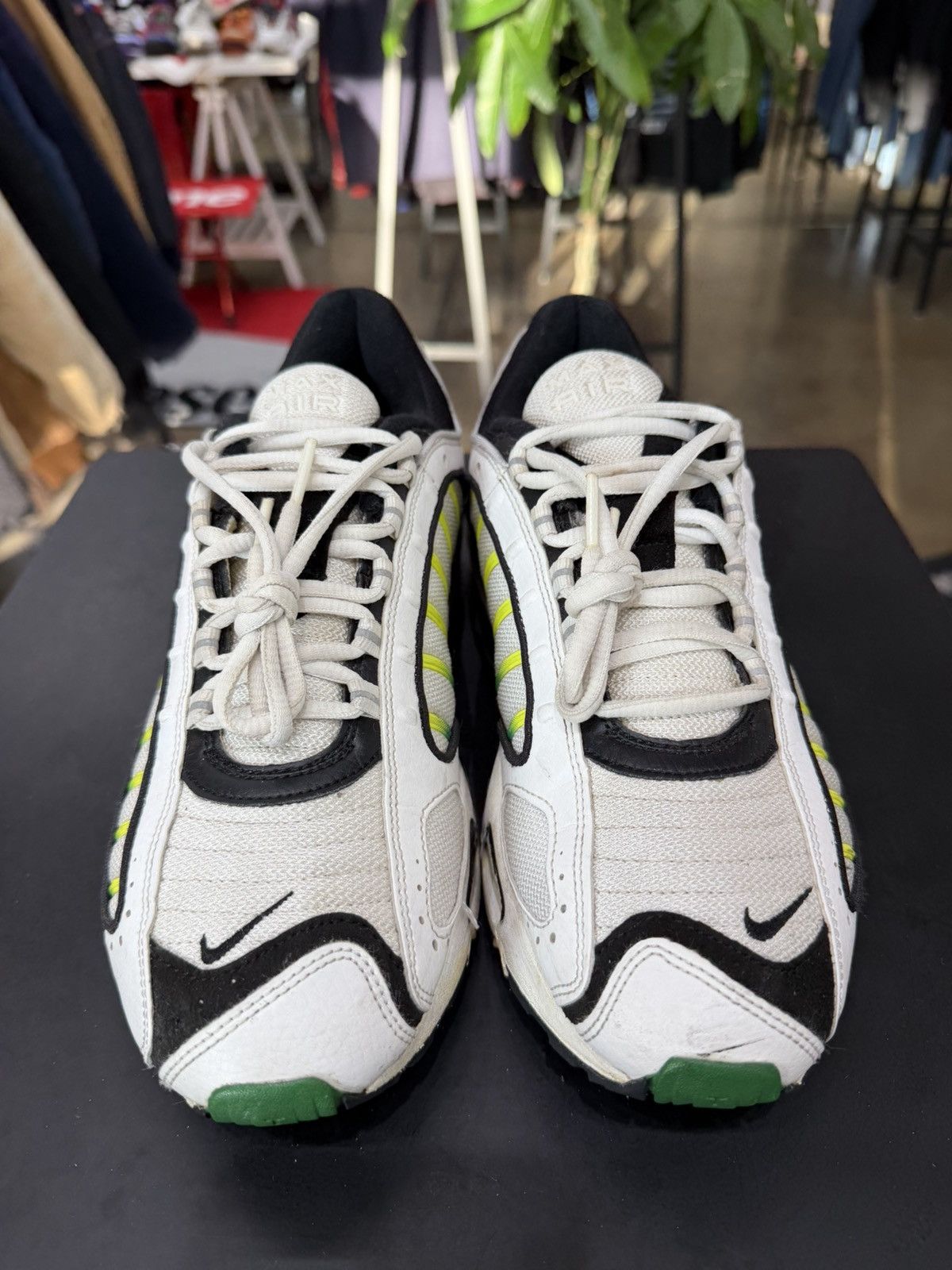 Nike Nike Air Max Tailwind 4 White Volt Black Size 10 (2019) Size US 10 / EU 43 - 2 Thumbnail
