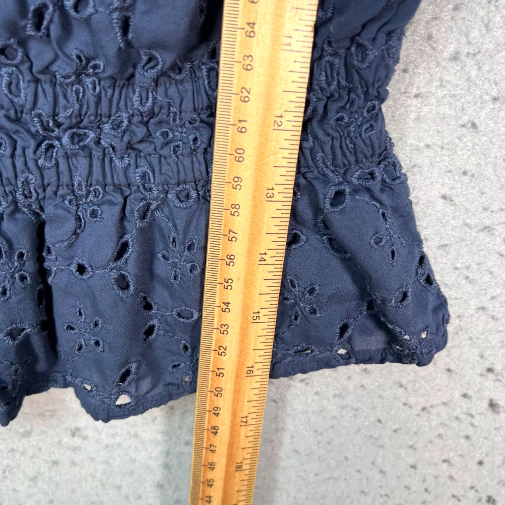 Abercrombie & Fitch Abercrombie & Fitch Womens XXS Blue Eyelet Puff Sleeve Smocked Peplum Top Blouse Shirt Cropped Casual Summer Spring Size XXS / US 00 / IT 34 - 6 Thumbnail