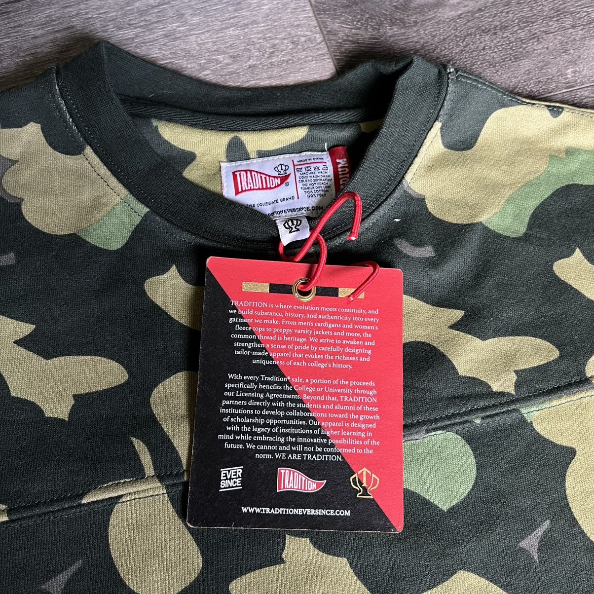 Japanese Brand New Vintage 2000s Tradition Ever Since Camo Print Crewneck Size US M / EU 48-50 / 2 - 7 Thumbnail