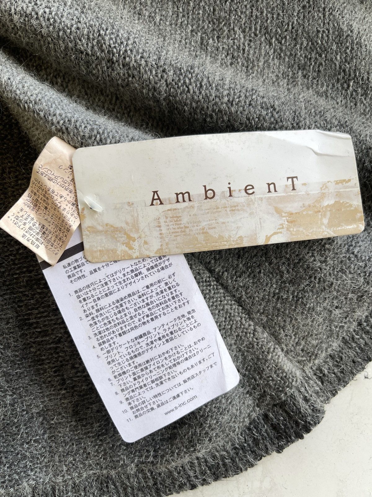 Japanese Brand 2005 Ambient Iconic Assymetrical Wool Mohair Cardigan Size S / US 4 / IT 40 - 19 Thumbnail