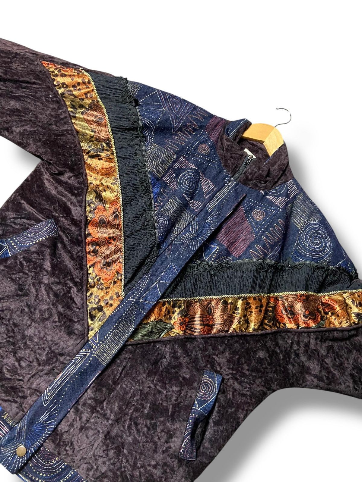 Japanese Brand Bonheur De Votre Velvet Patterned Fabric Jacket (166) Size US M / EU 48-50 / 2 - 7 Thumbnail