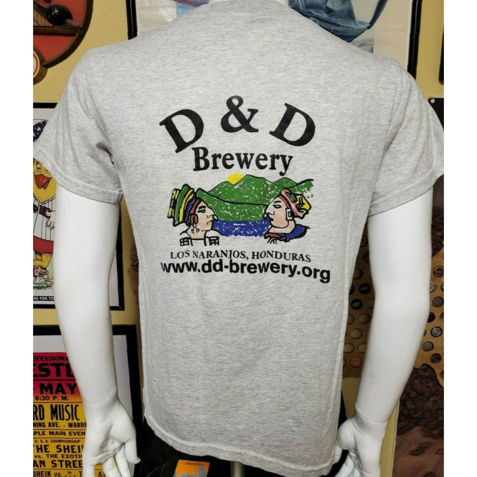 Vintage VINTAGE D&D Brewery Lodge Restaurant Los Naranjos Honduras T Shirt Medium Size US M / EU 48-50 / 2 - 3 Thumbnail