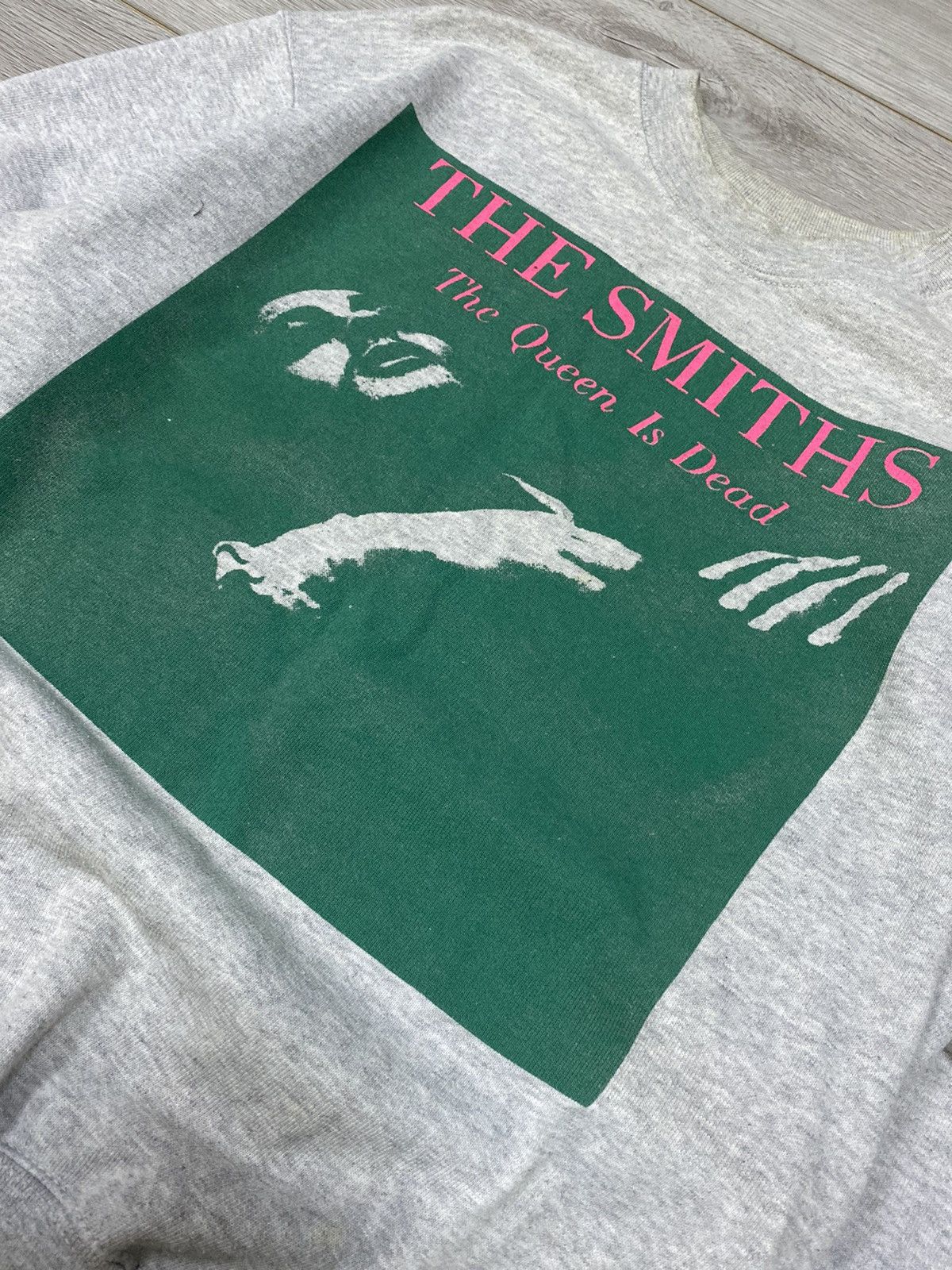 Vintage 1990s THE SMITHS THE QUEEN IS DEAD RARE ARCHIVE SWEATSHIRT Size US S / EU 44-46 / 1 - 4 Thumbnail