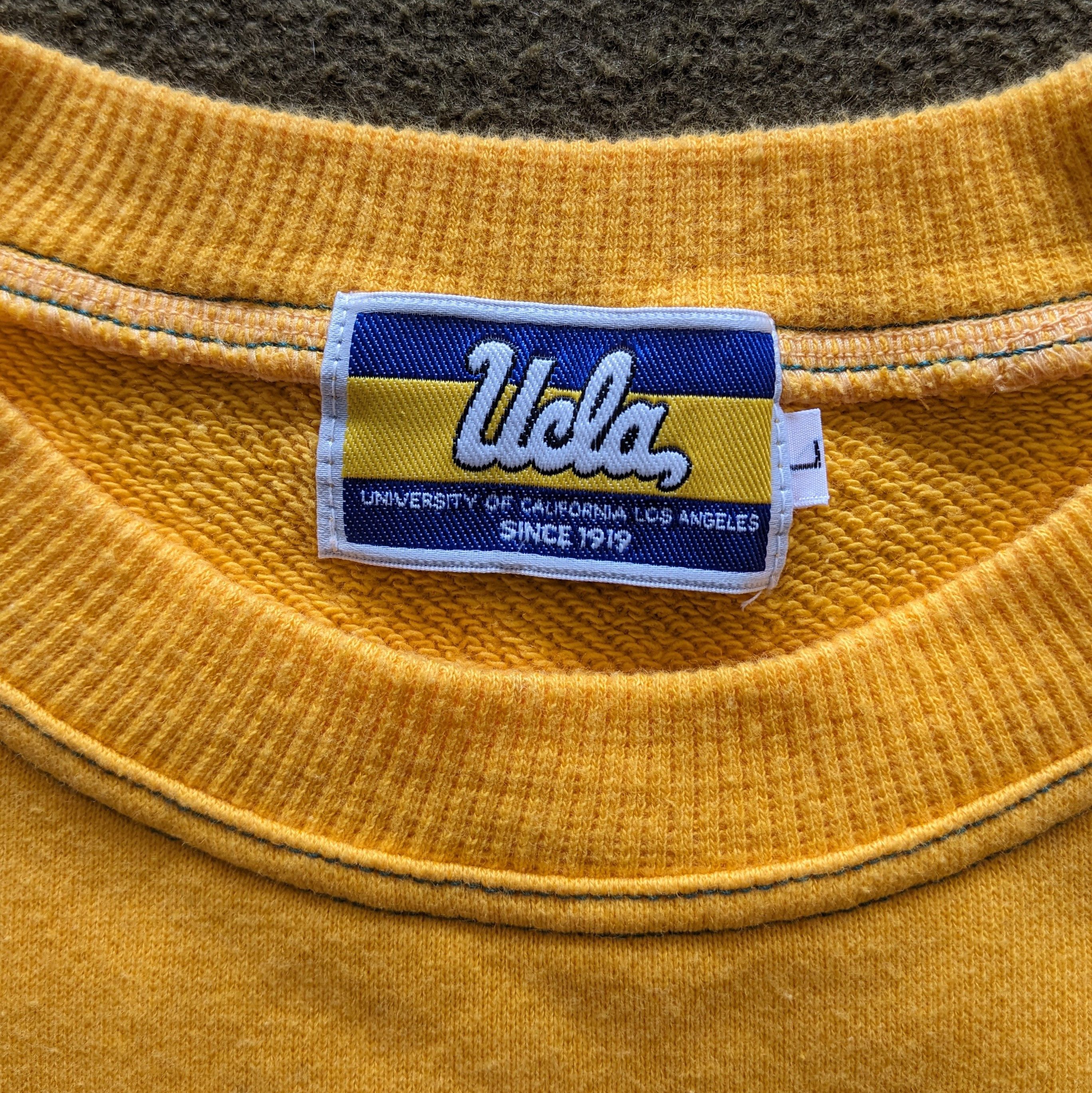 Vintage Vintage UCLA University Of California Bruins Sweatshirt Size US M / EU 48-50 / 2 - 6 Thumbnail