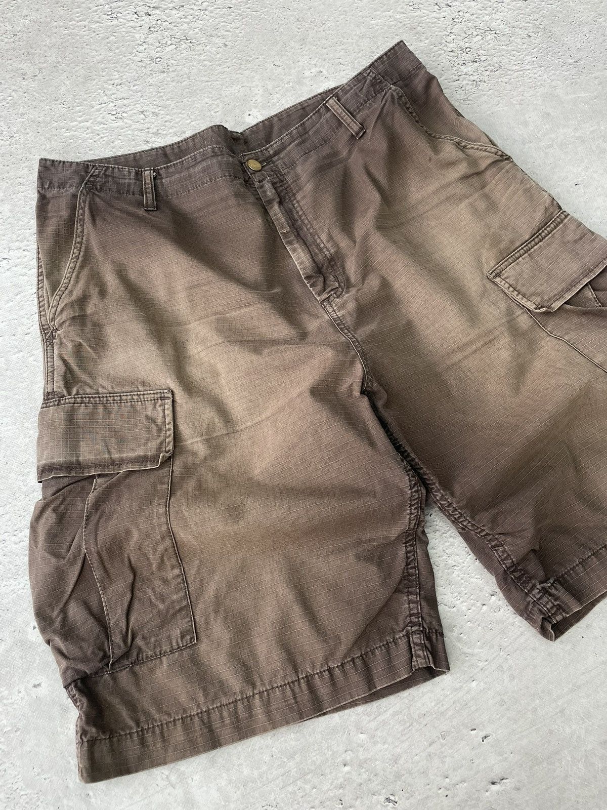 Carhartt Vintage cargo sun faded Carhartt wip shorts pants y2k Size US 36 / EU 52 - 2 Thumbnail