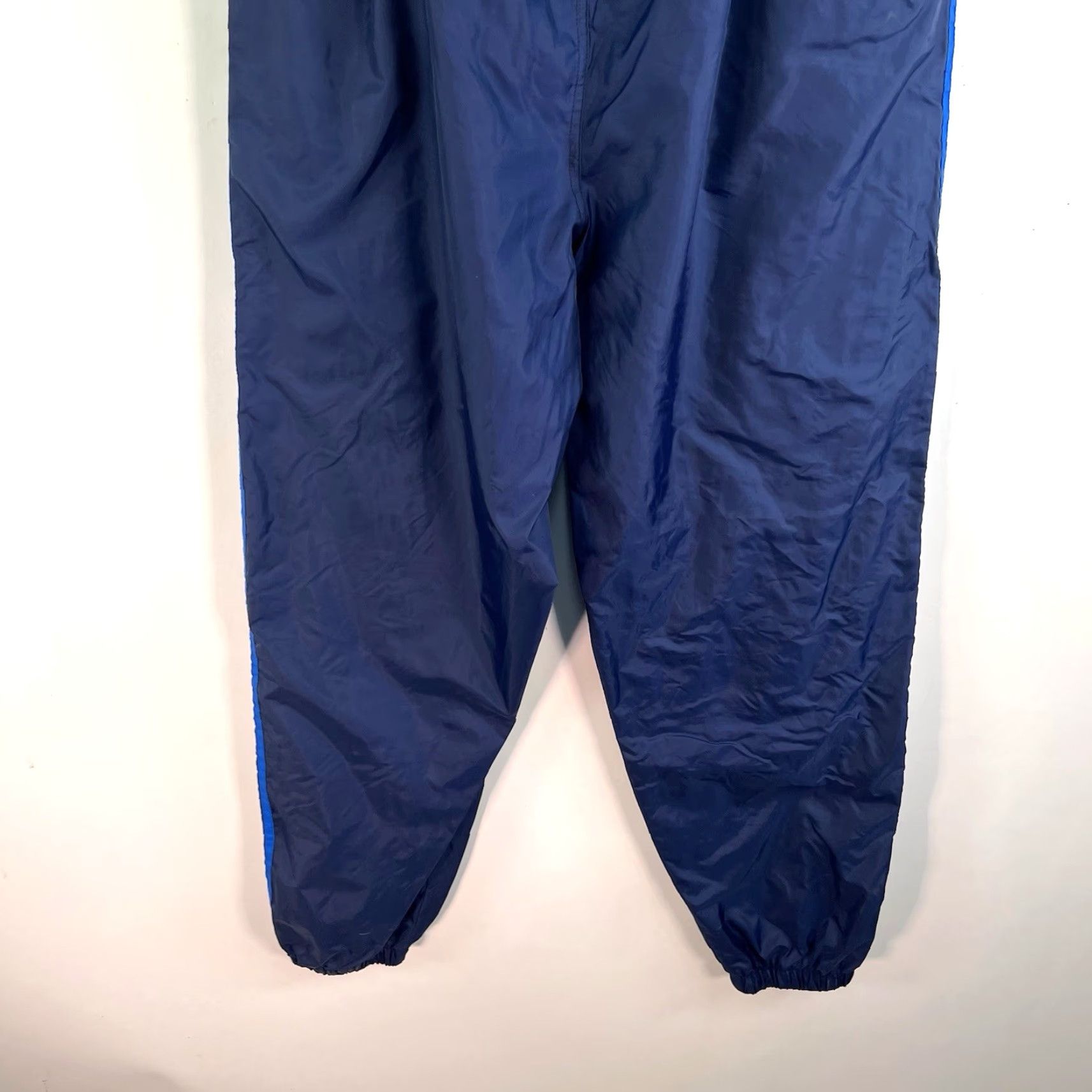 Adidas VINTAGE adidas Men's Track Pants Size L Tapered Fit Activewear Softshell Blue 90s Athleisure Size US 33 - 6 Thumbnail