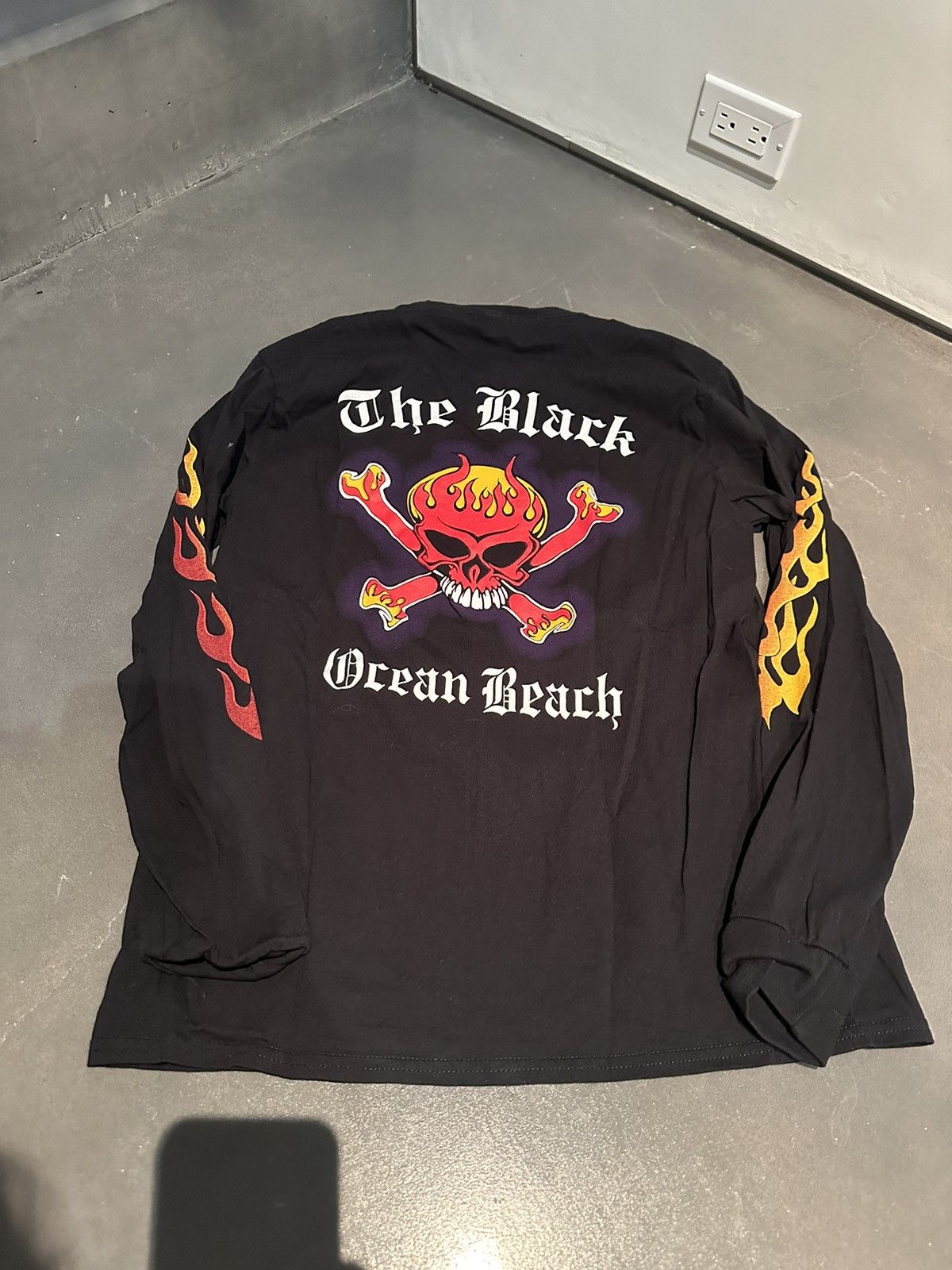 Band Tees “The Black” Ls Tee Size US XL / EU 56 / 4 - 2 Thumbnail