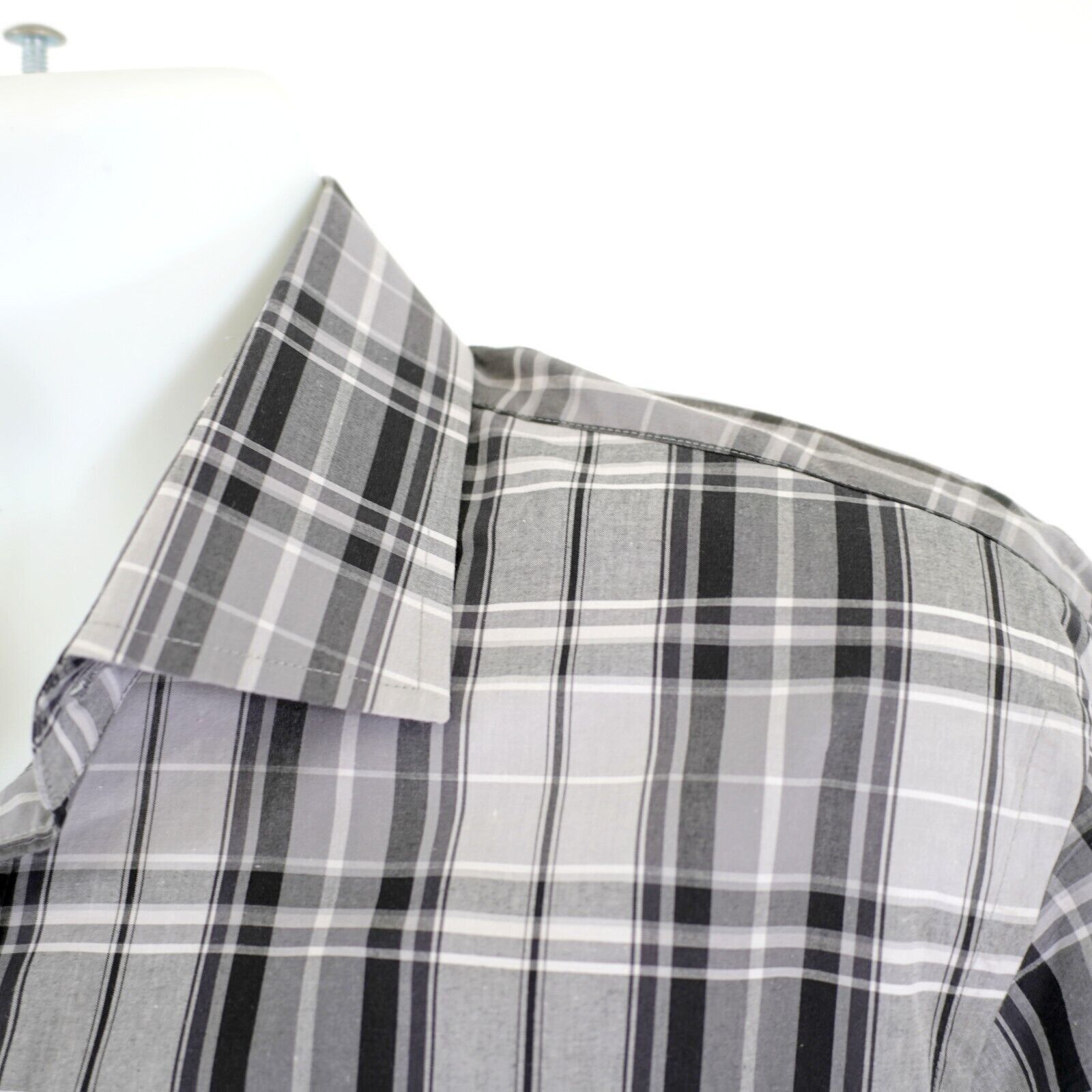 Express Express Fitted Gray Black Plaid Large 15-16.5 Collared Dress Size US L / EU 52-54 / 3 - 3 Thumbnail
