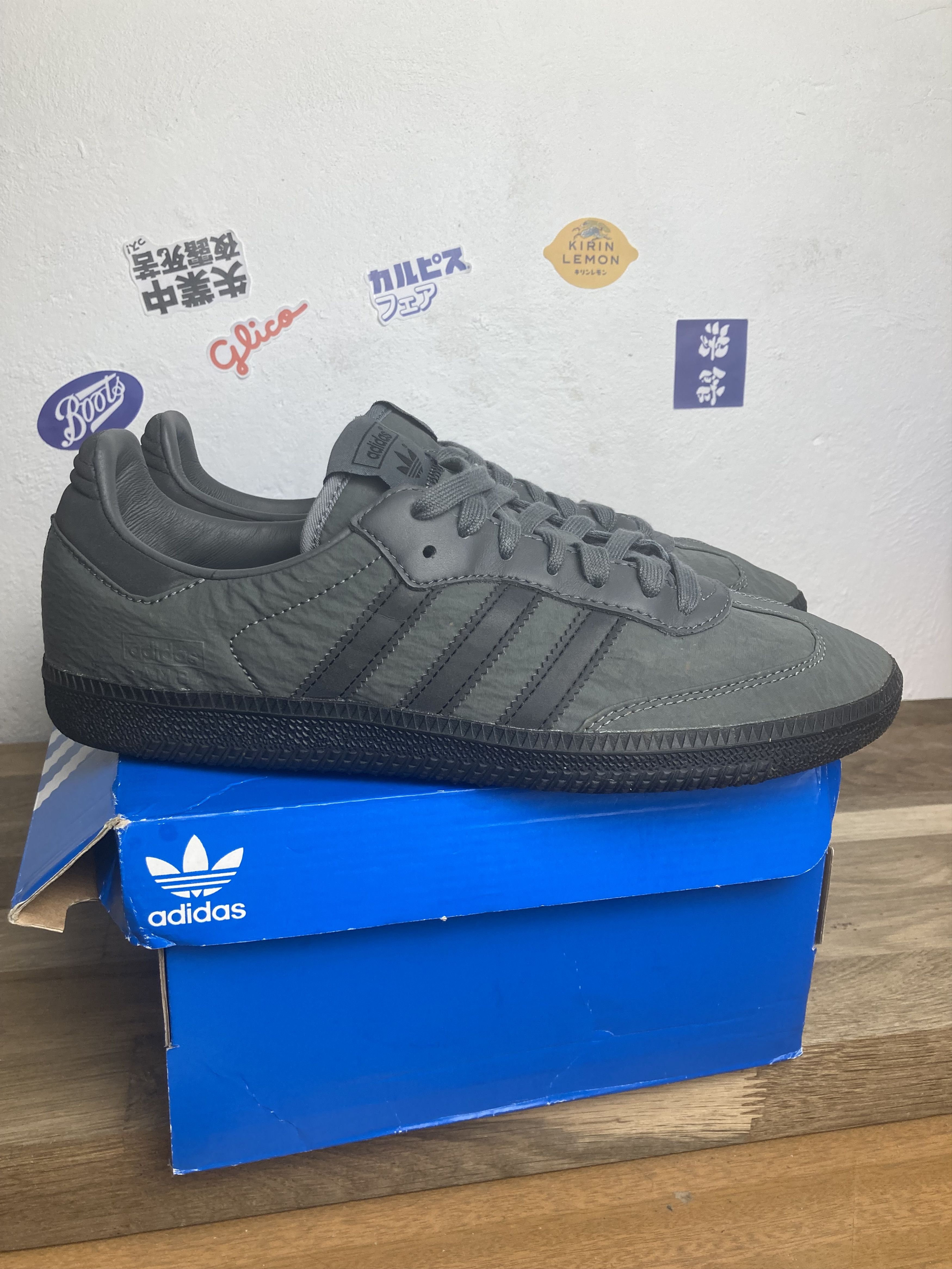 Adidas IH9993 adidas Originals Samba OG Grey Five Core Black US8.5 Size US 8.5 / EU 41-42 - 1 Thumbnail