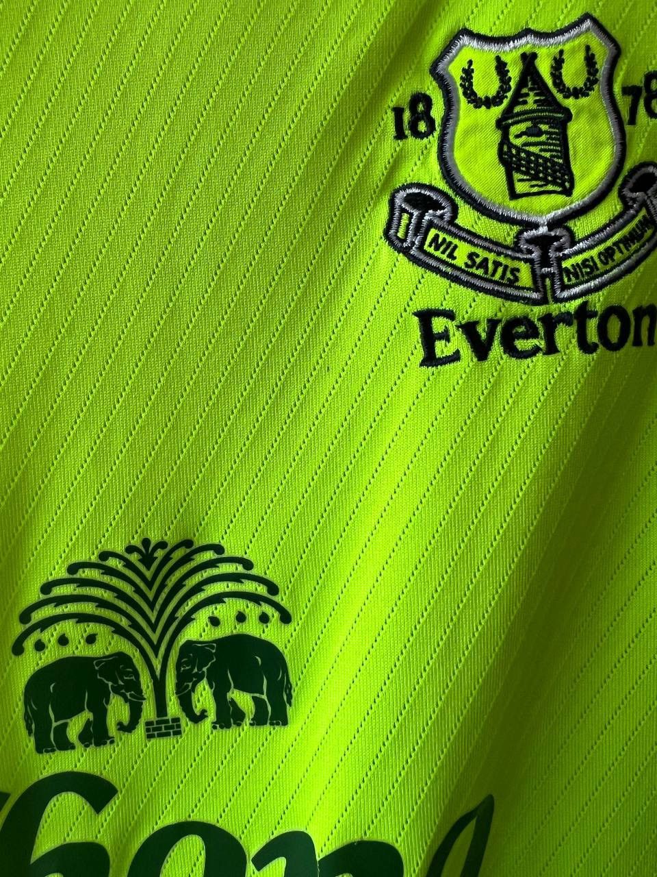 Umbro 2008/09 EVERTON FC #6 JAGIELKA THIRD WOMEN SOCCER JERSEY L Size L / US 10 / IT 46 - 6 Thumbnail