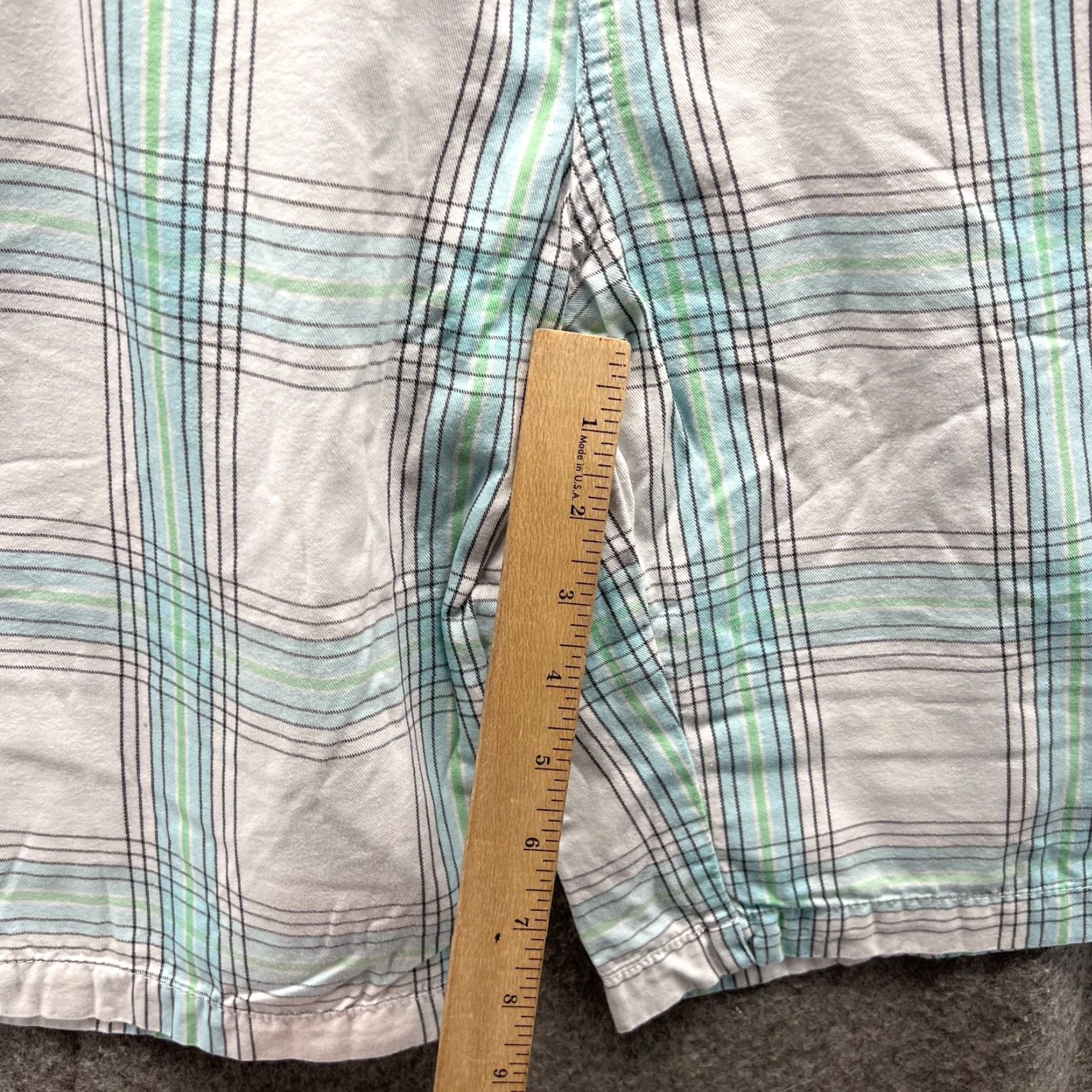 Quiksilver VINTAGE Quiksilver Shorts Men 34 White Blue Chino Flat Front Plaid Classic Y2K Size US 34 / EU 50 - 6 Thumbnail