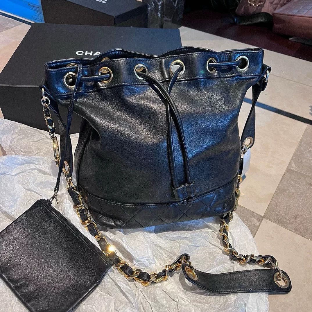 Chanel Pre-loved Bag Very good condition Size ONE SIZE - 1 Thumbnail