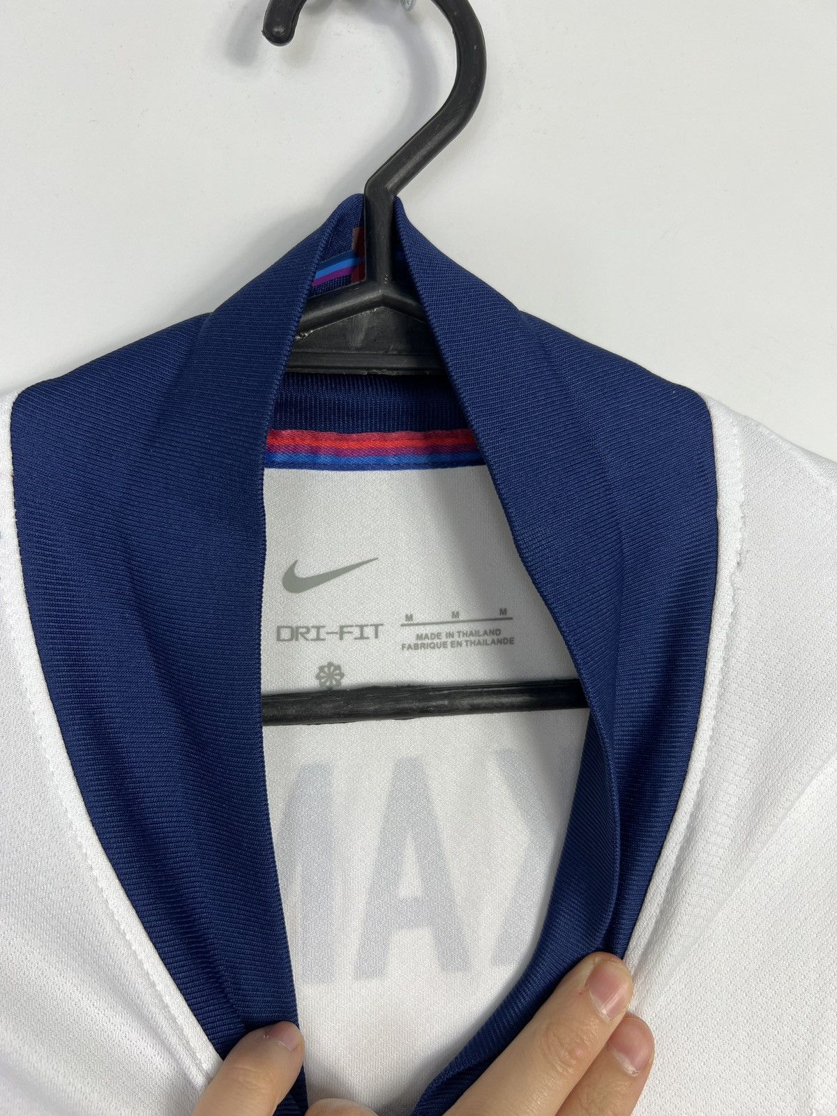 Nike Nike England 2024 Kane #9 Soccer Jersey Size US M / EU 48-50 / 2 - 4 Thumbnail