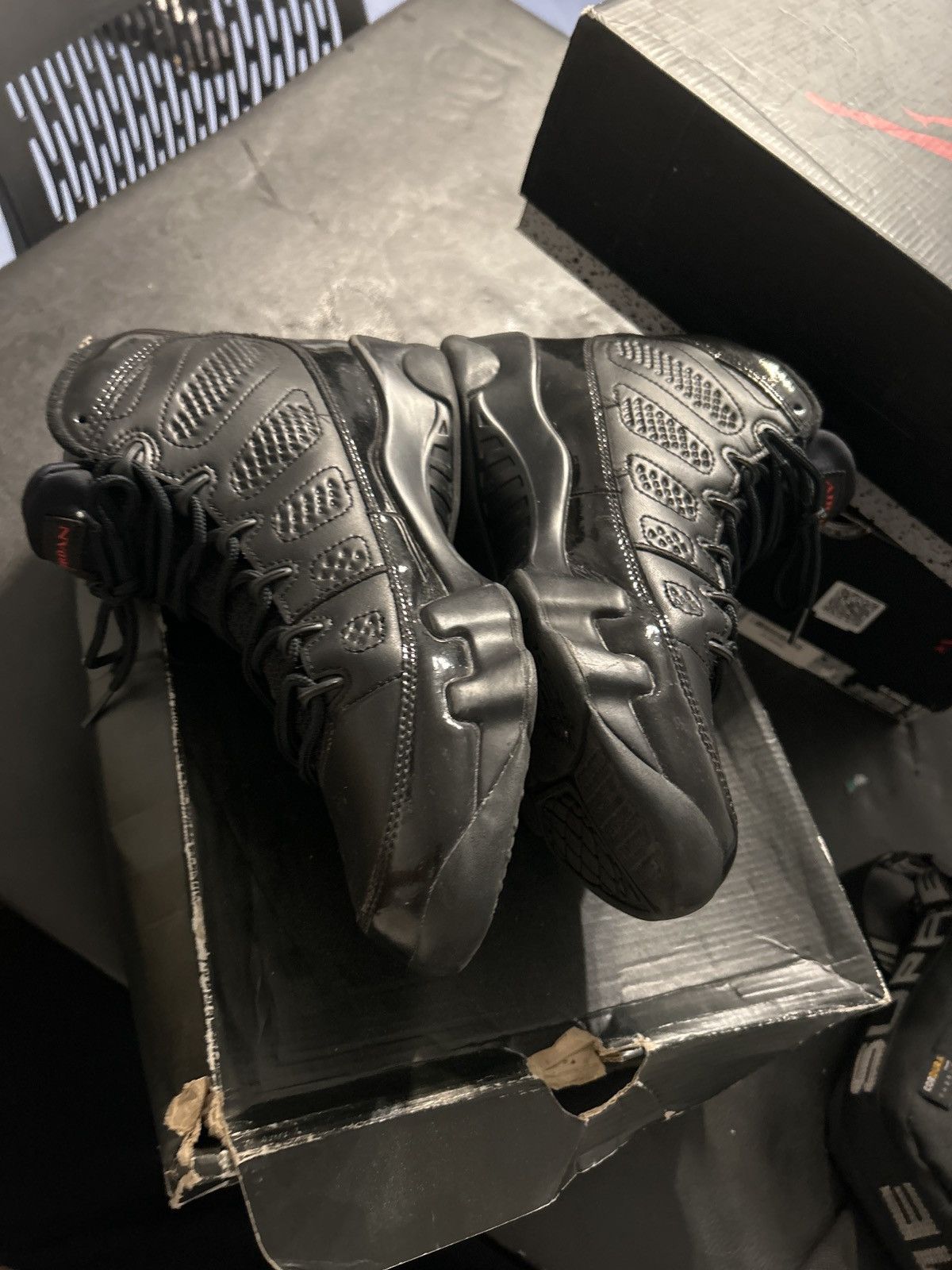 Jordan Brand × Nike Jordan 9 Patent Bred size 8 Size US 8 / EU 41 - 3 Thumbnail