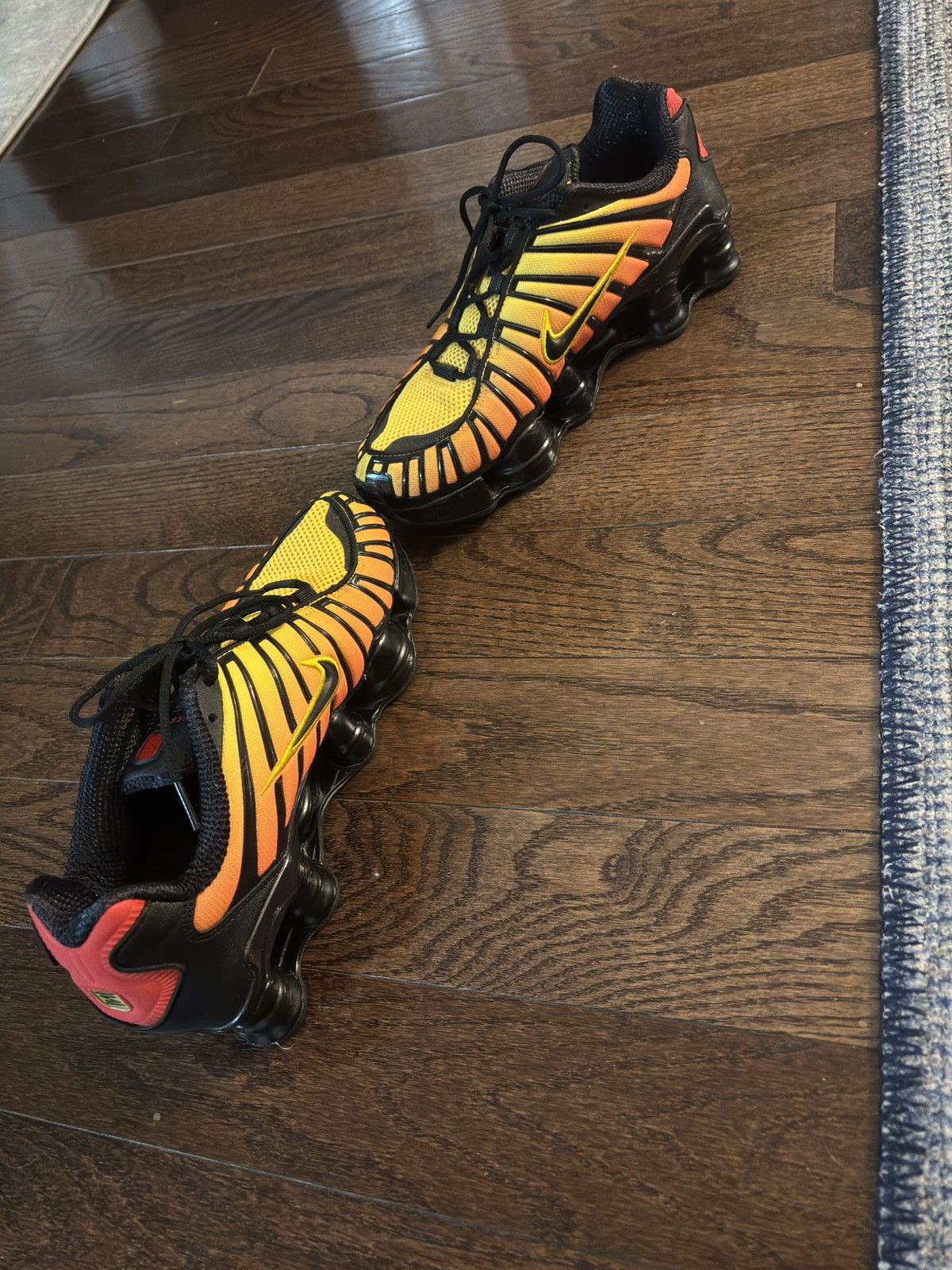 Nike Nike Shox TL trainers in yellow and orange #sneakers Size US 8.5 / EU 41-42 - 2 Thumbnail