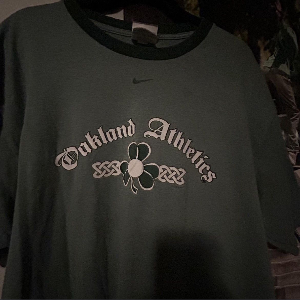 Nike Vintage nike Oakland A’s t shirt Size US XL / EU 56 / 4 - 3 Thumbnail