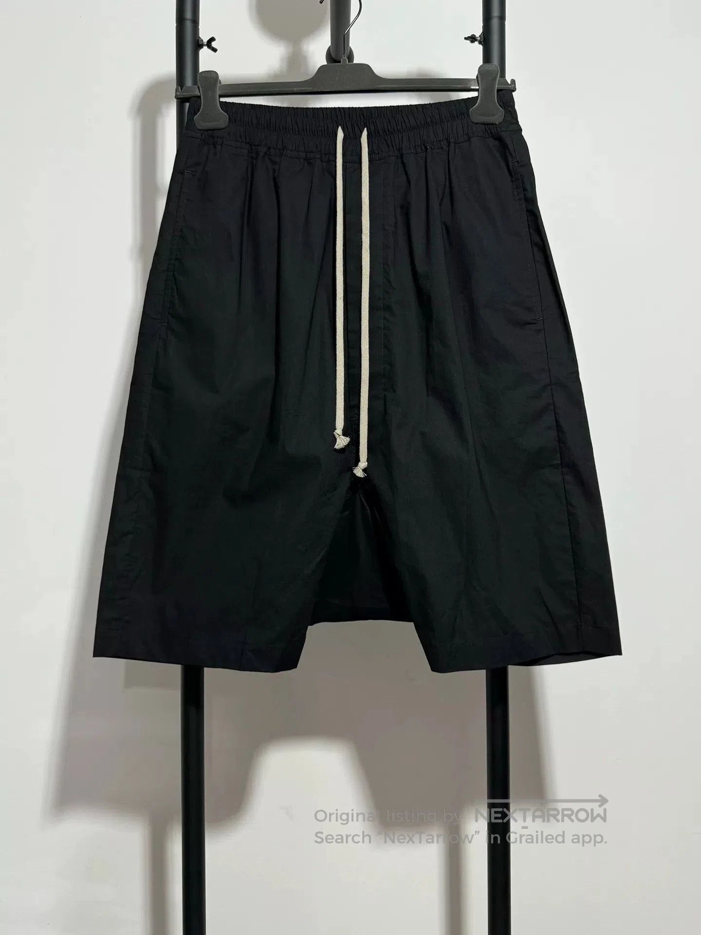 Rick Owens rick owens ro black shorts size 48. Size US 38 / EU 54 - 1 Thumbnail