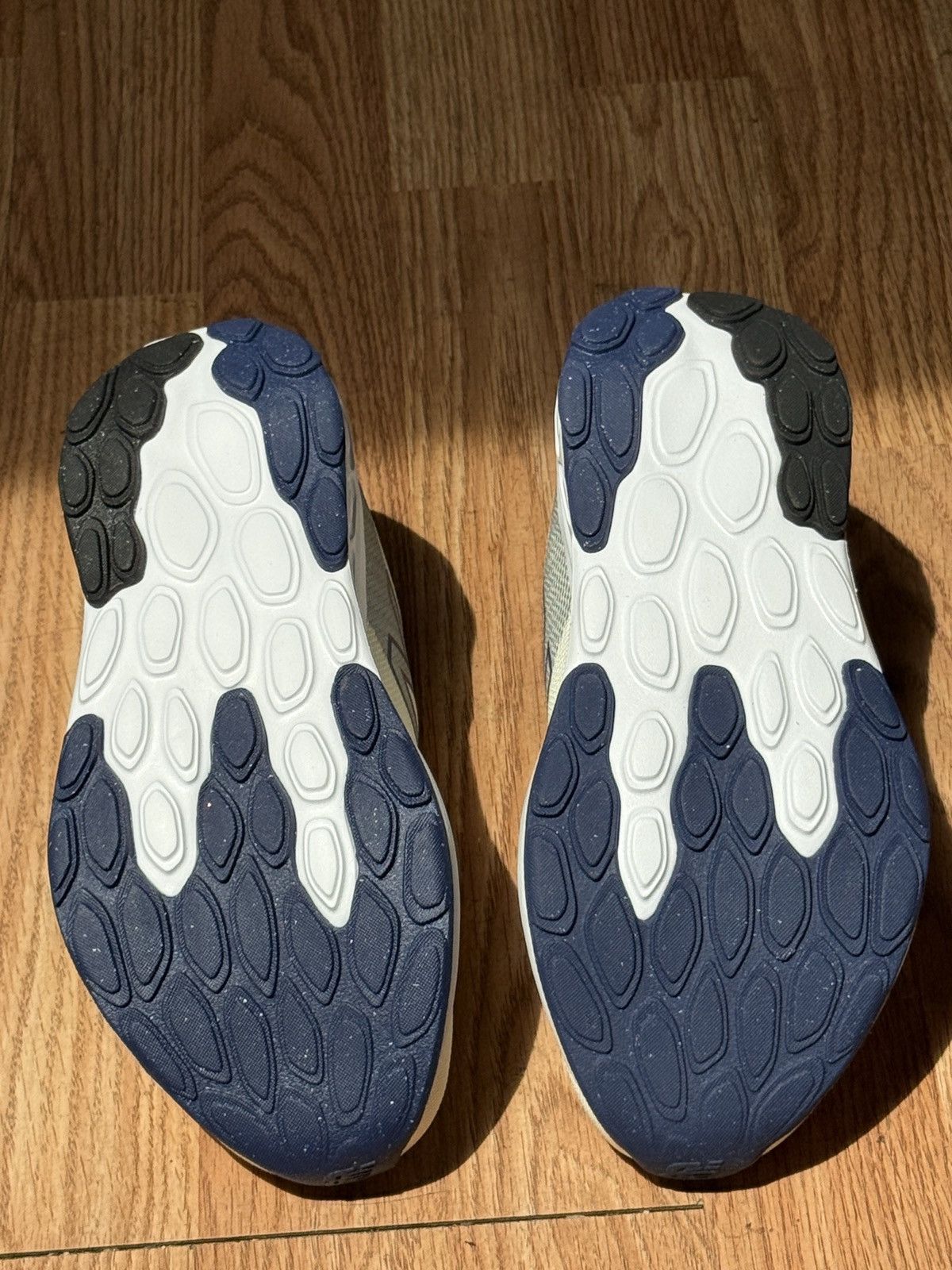 New Balance New Balance Fresh Foams Size US 8 / IT 38 - 5 Thumbnail