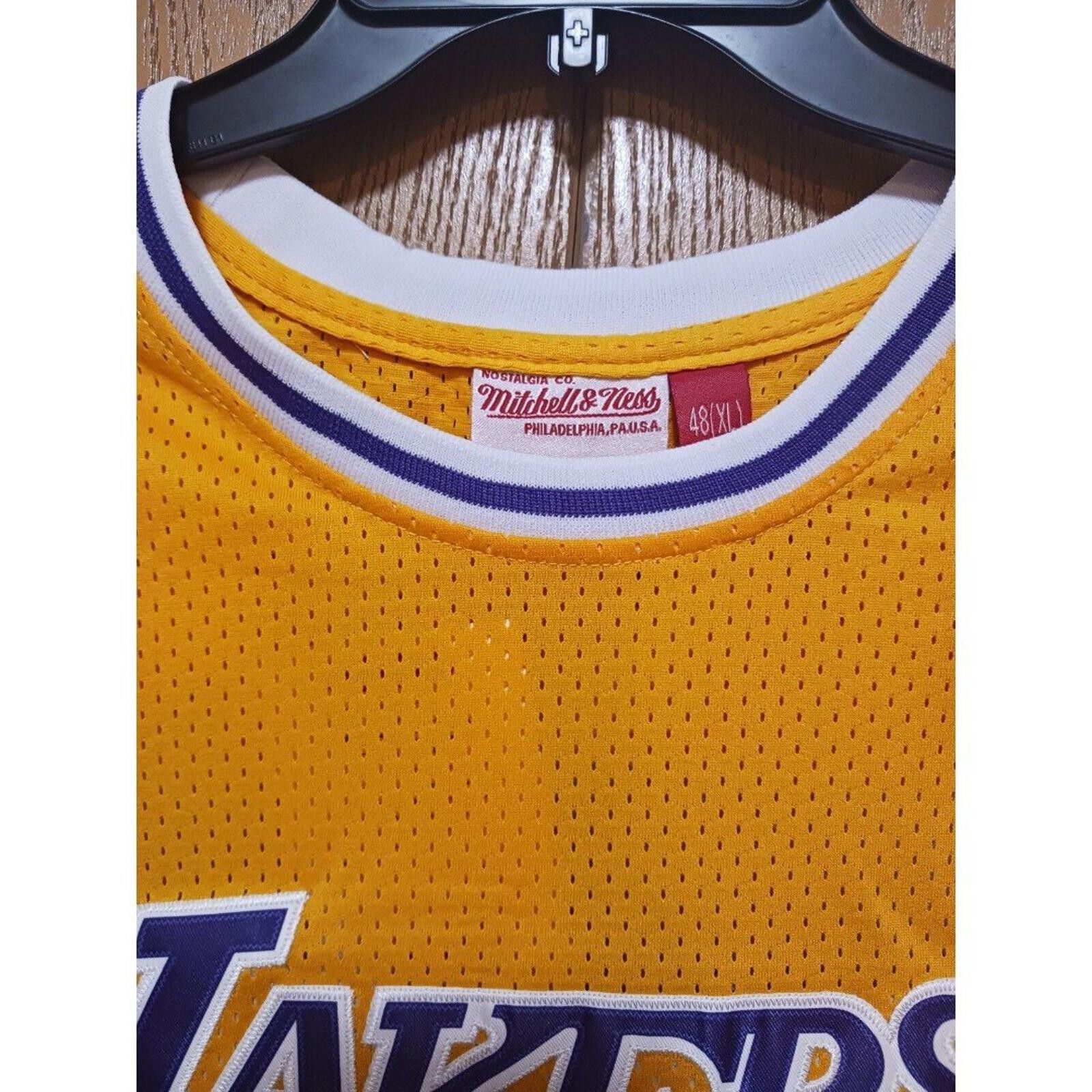 Mitchell & Ness Magic Johnson (Mitchell/Ness)-(Lakers)-(1984-85)-$100 Size ONE SIZE - 7 Thumbnail