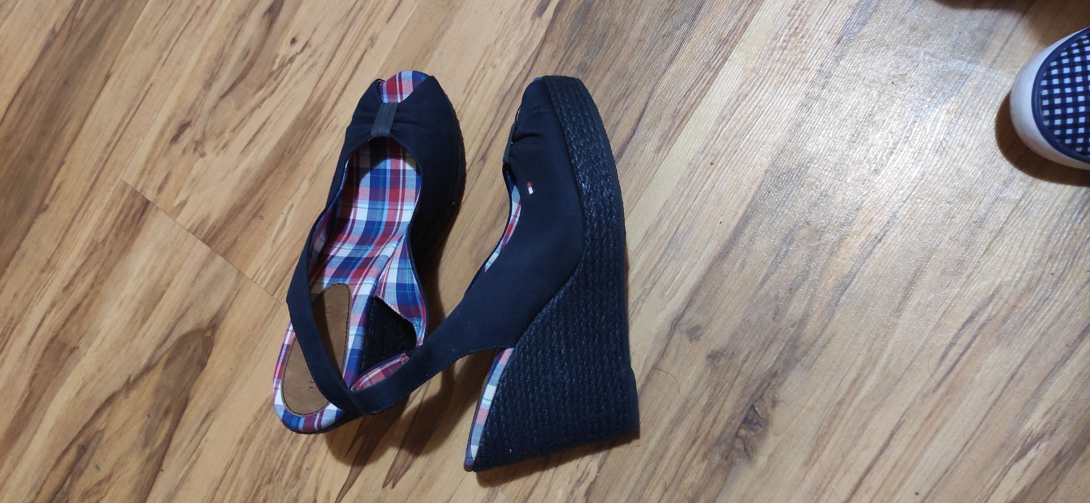Tommy Hilfiger The women's sandals Tommy Hilfiger Size US 11 / IT 41 - 2 Thumbnail