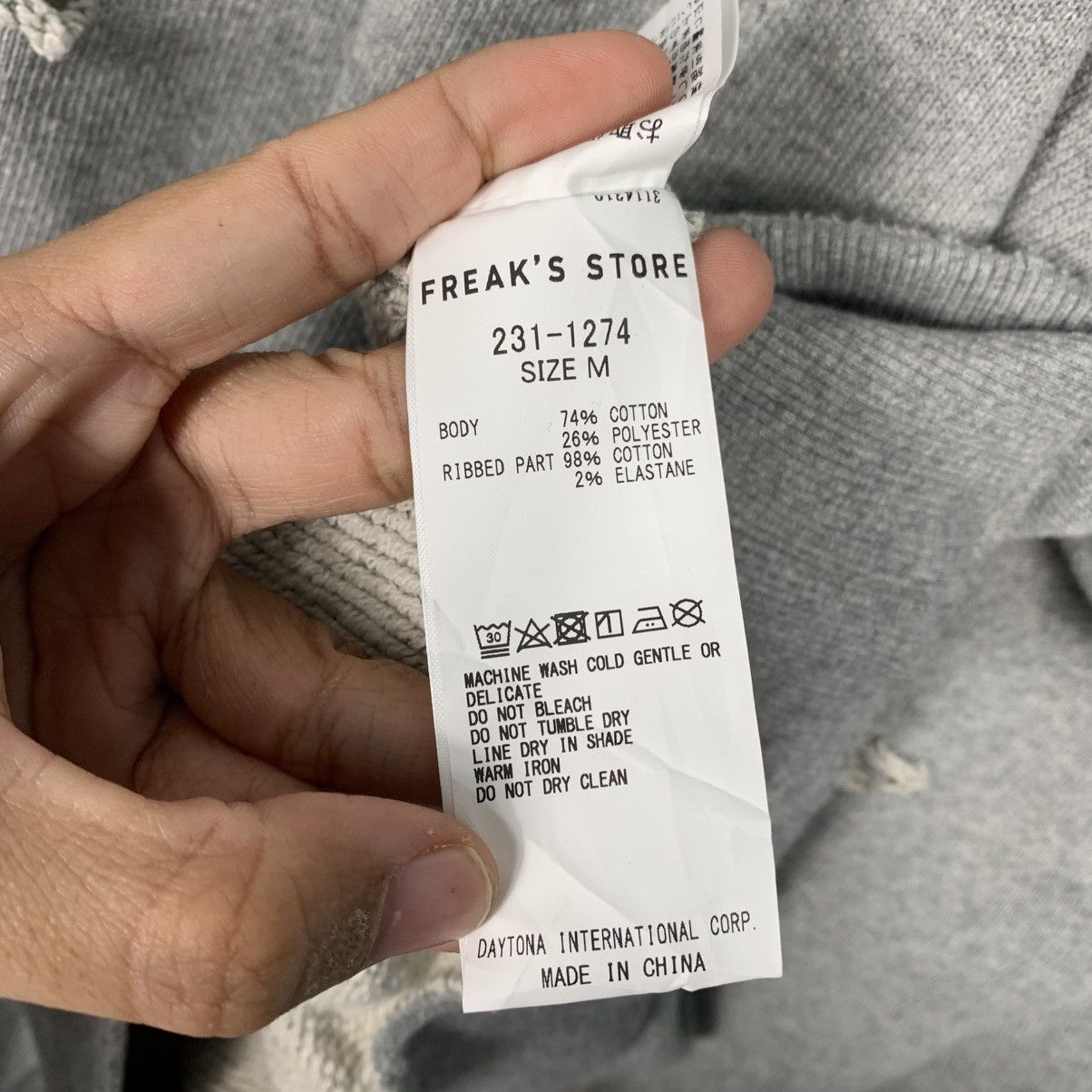 Japanese Brand Japanese Brand Freaks Store Albuquerque V Neck Sweater Size L / US 10 / IT 46 - 13 Thumbnail